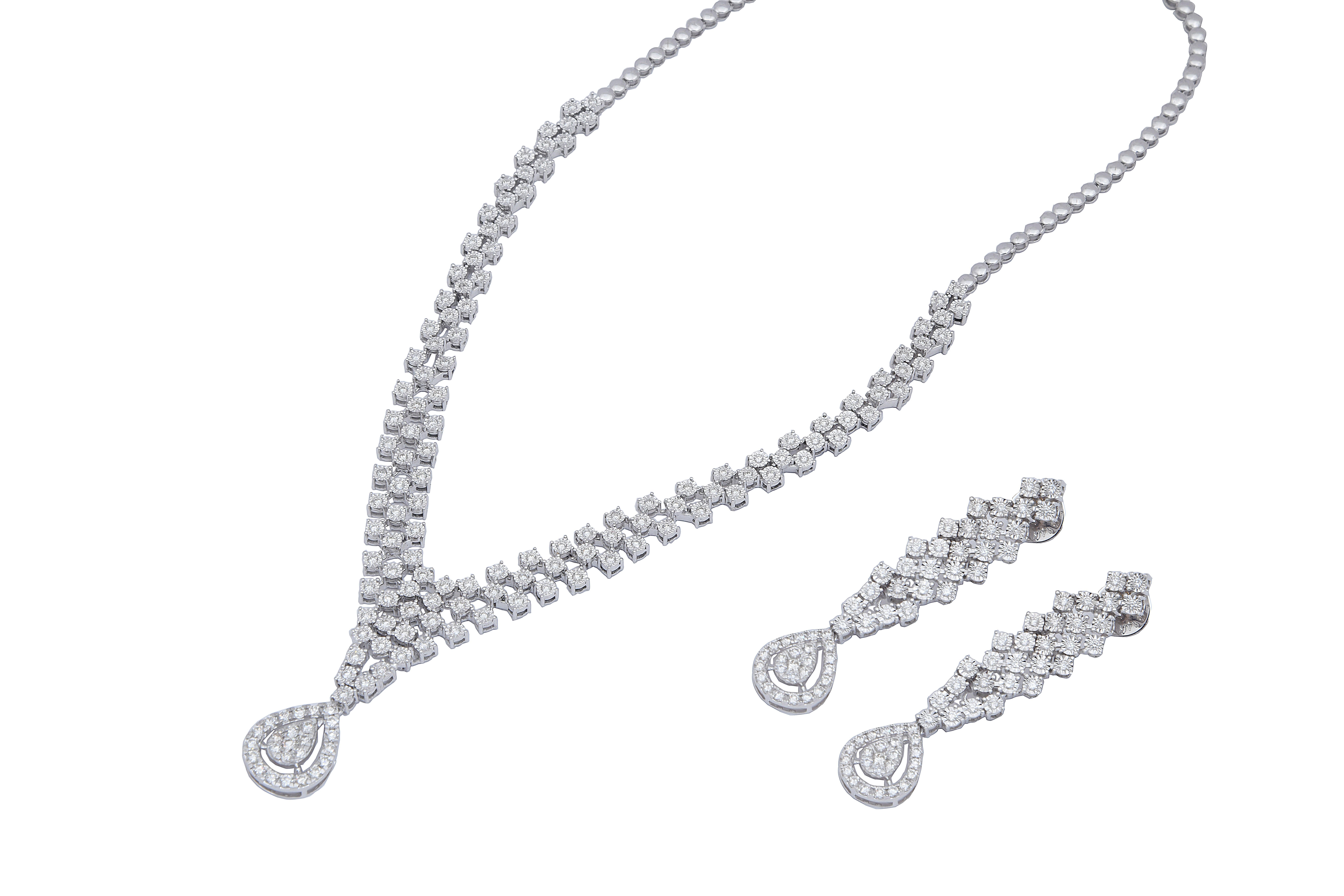 Mixed Cut Natural Diamond Necklace with 2.92 Carat Diamond & 14k Gold