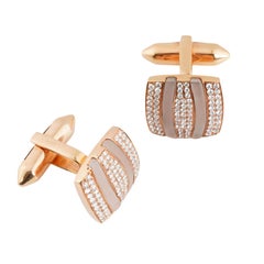 Natural Diamond Onyx Cufflink in 18k Gold