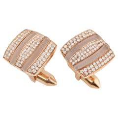 Natural Diamond Onyx cufflink in 18k gold
