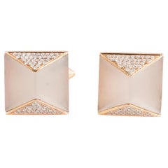 Natural Diamond Onyx cufflink in 18k gold
