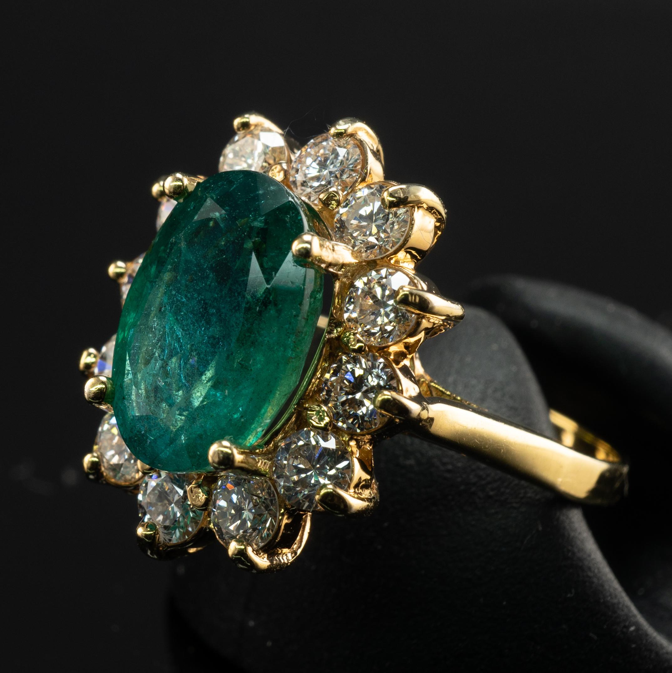 Natural Diamond Oval Emerald Ring 18k Gold For Sale 9
