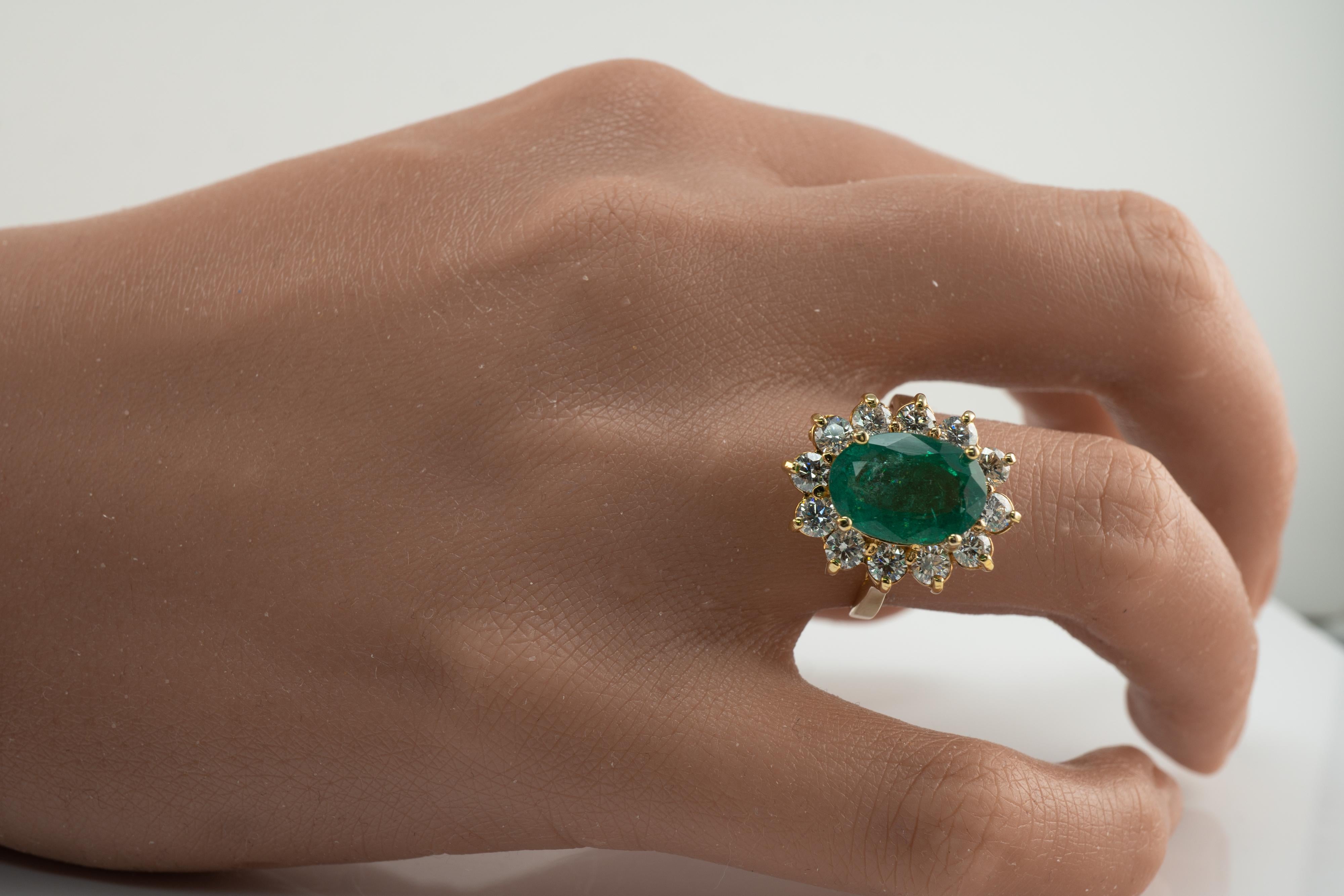 Natural Diamond Oval Emerald Ring 18k Gold For Sale 1