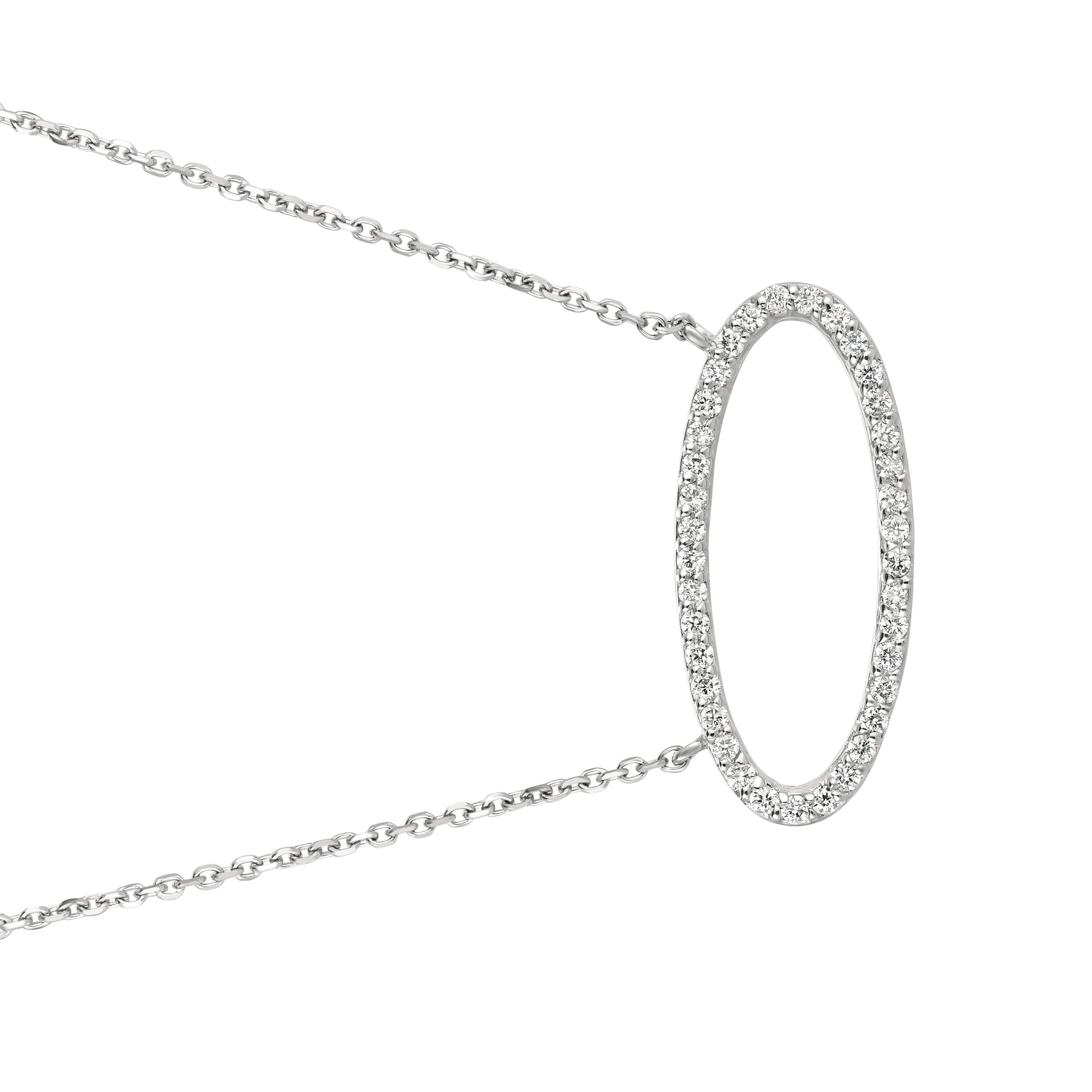 Taille ronde Chaîne collier pendentif de forme ovale en or blanc 14 carats et diamants naturels en vente