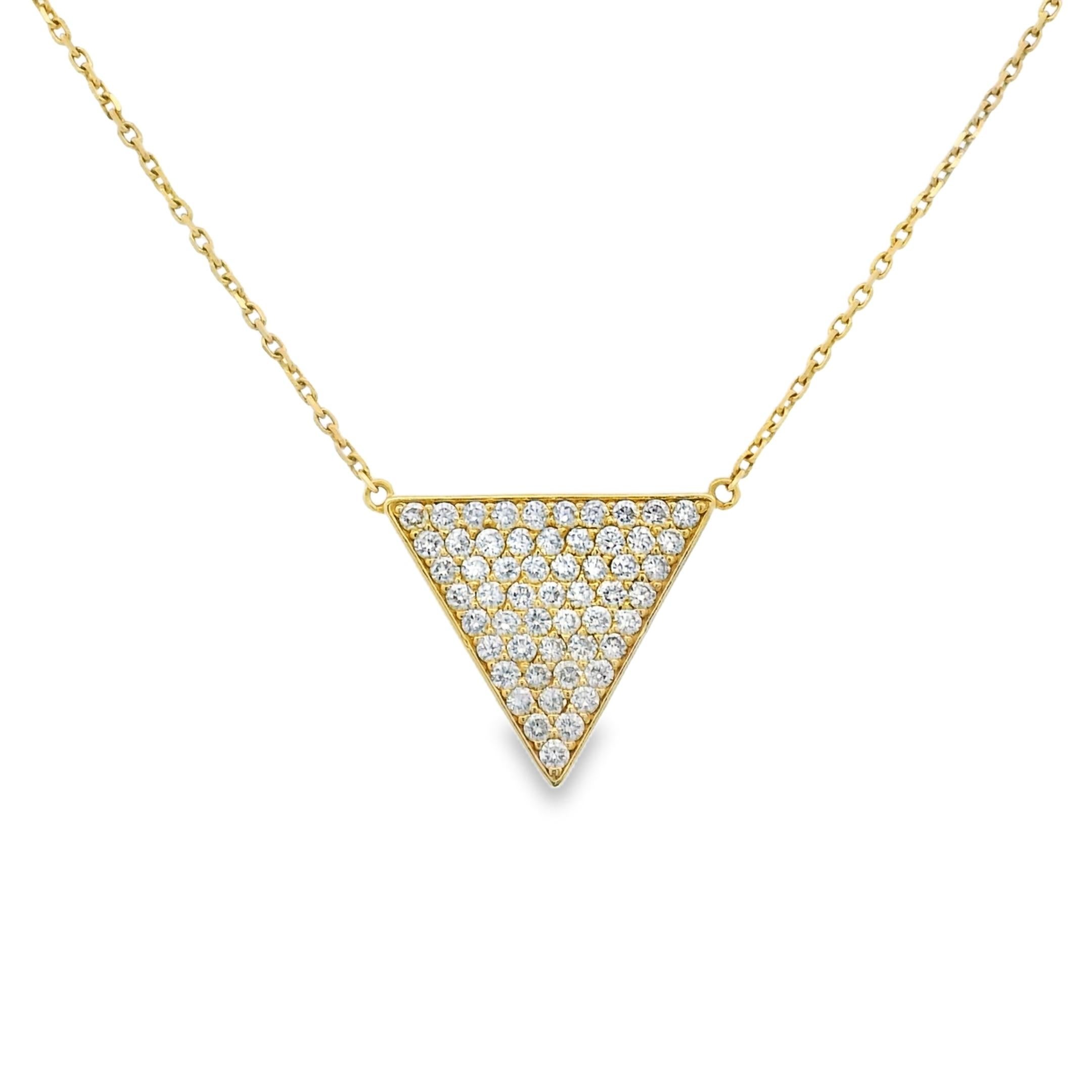 Natural Diamond Pave Triangle 14-Karat Pendant Necklace En Stock en venta 1