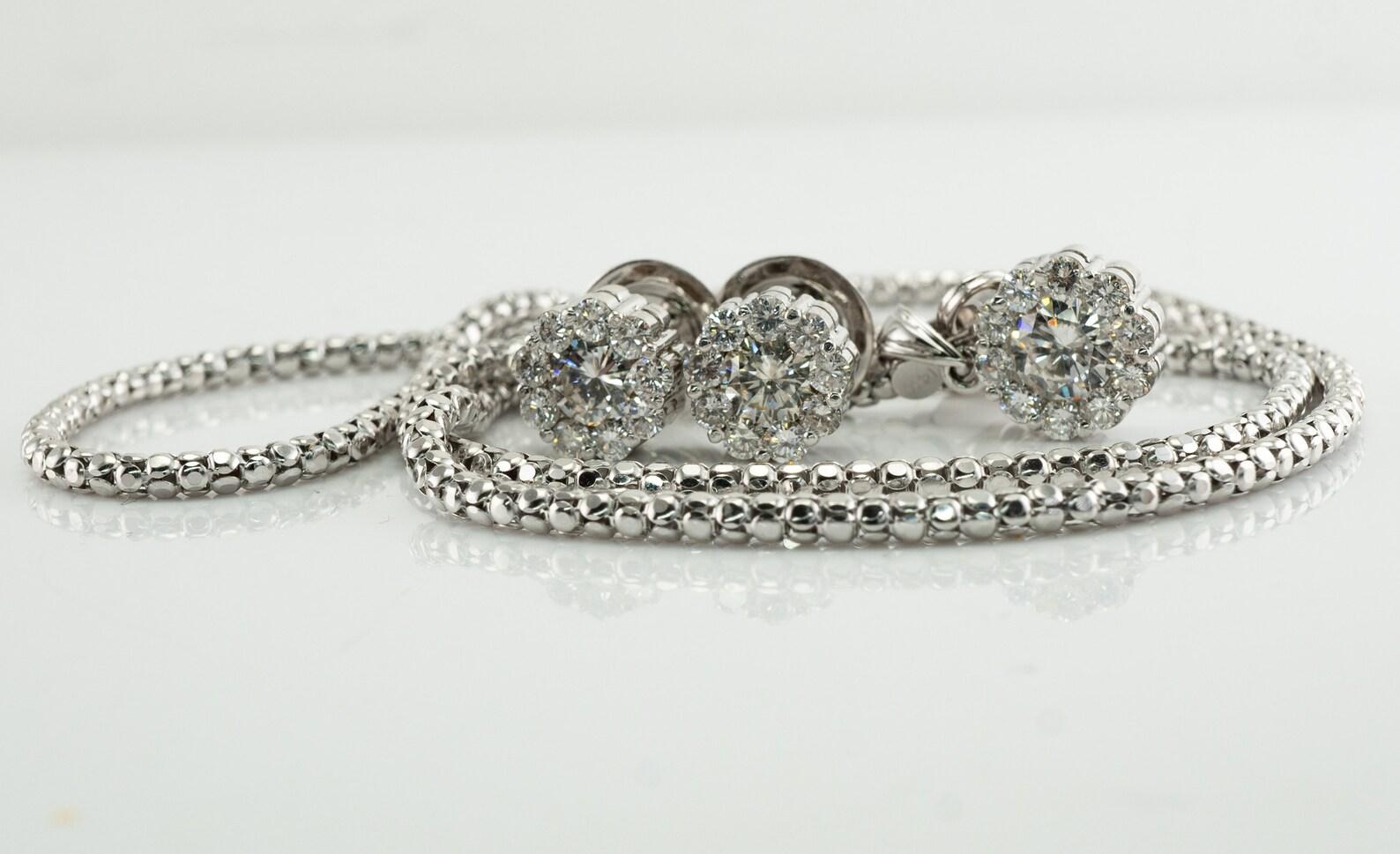 Natural Diamond Pendant Necklace 14K White Gold 1.20 cts TDW Halo For Sale 7