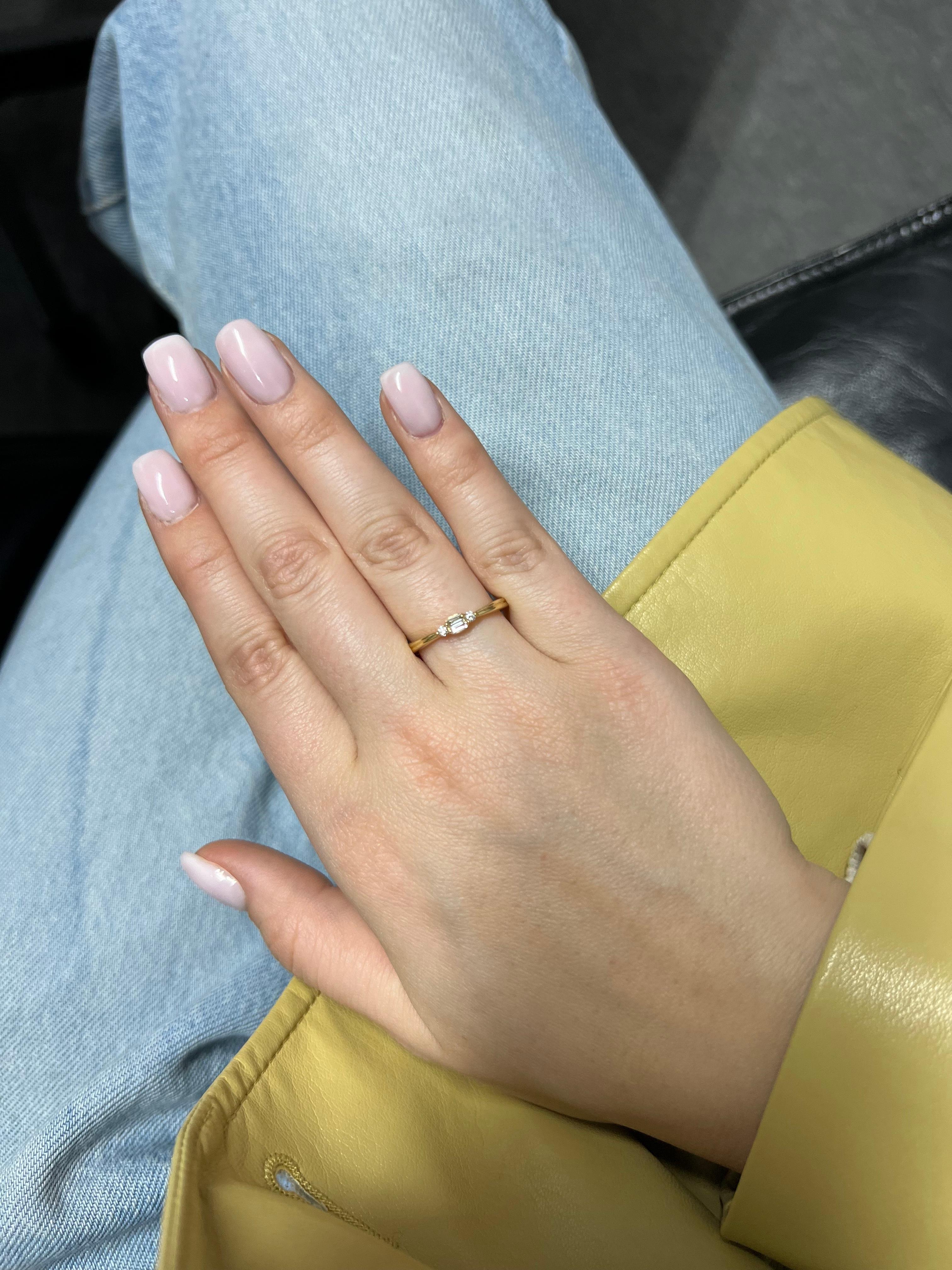 Natural Diamond Ring 0.11 Carats 18 Karat Rose Gold Engagement Ring  For Sale 5