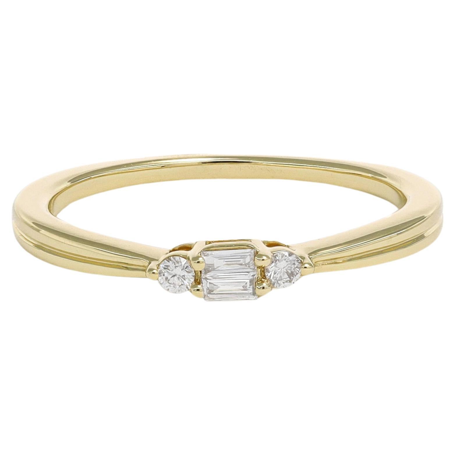 Natural Diamond Ring 0.12 Carats 18 Karat Yellow Gold Engagement Ring