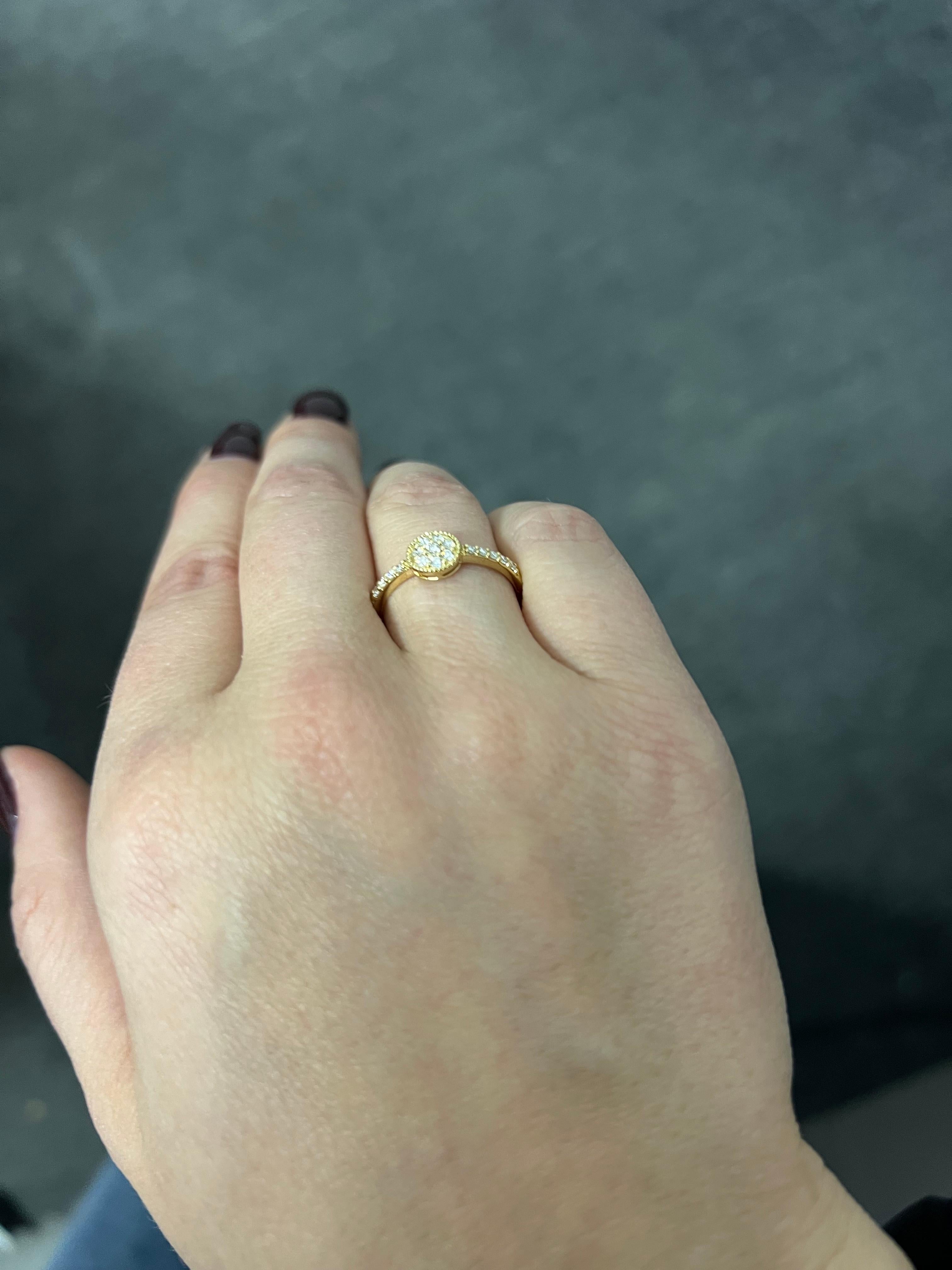 Natural Diamond Ring 0.27 carats 18 Karat White Gold Engagement Ring  For Sale 7