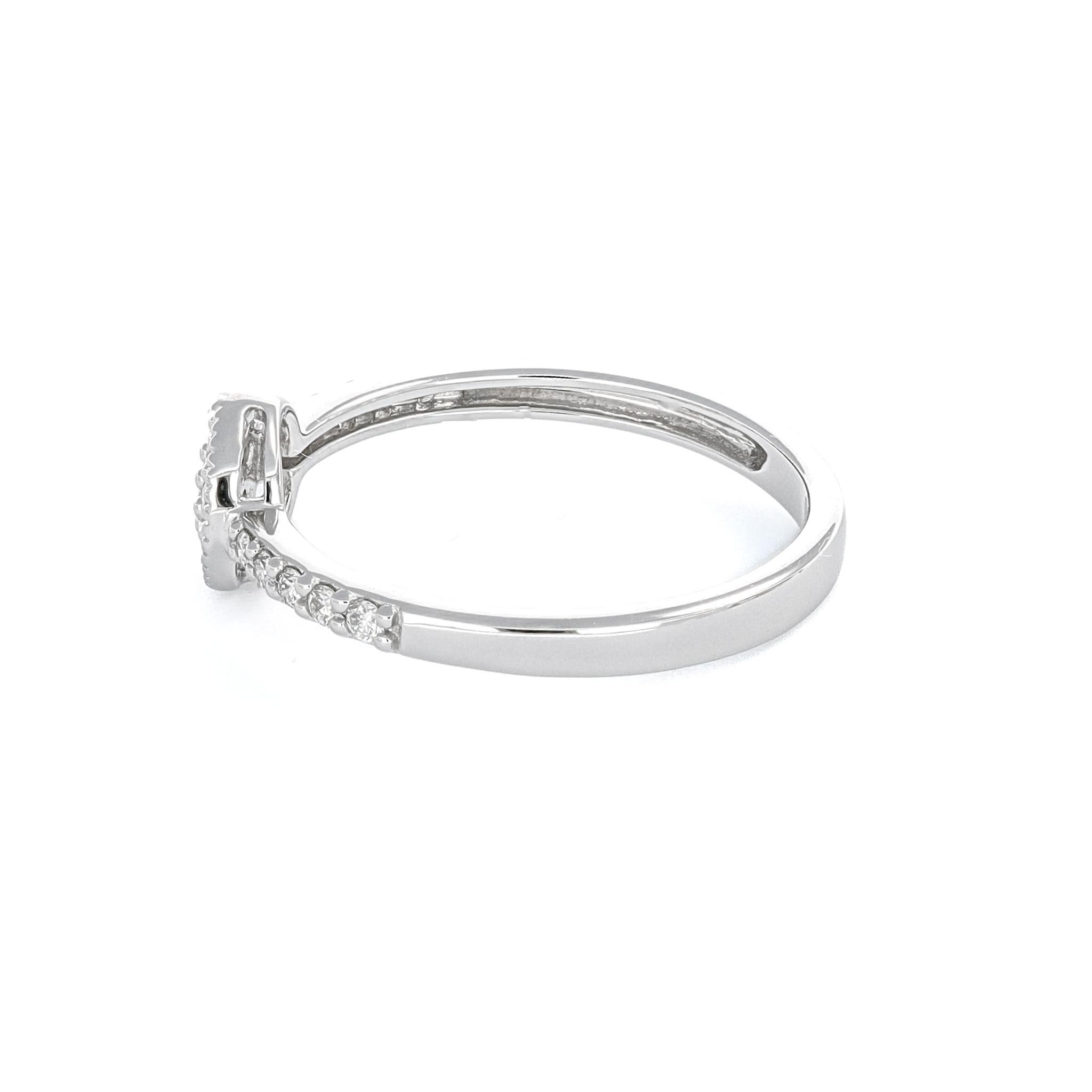 Modern Natural Diamond Ring 0.27 carats 18 Karat White Gold Engagement Ring  For Sale