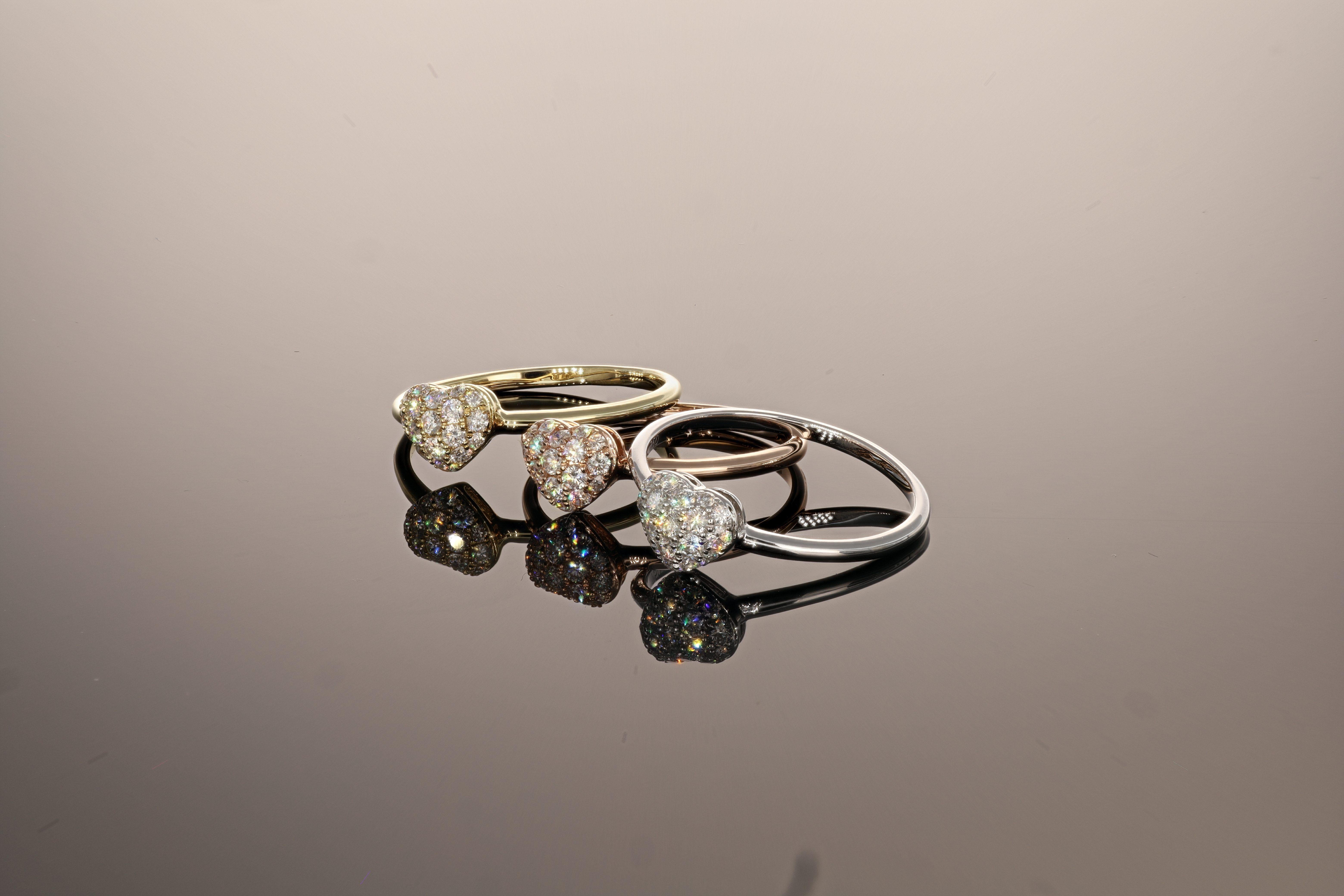 Natural Diamond Ring 0.30 Carats 18 Karat White Gold Engagement Ring For Sale 2