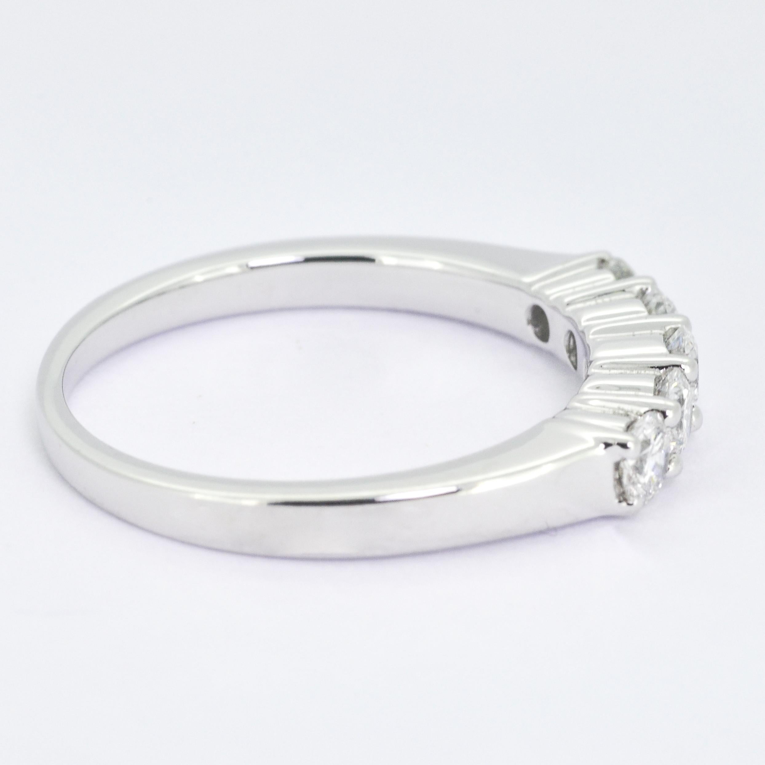 Modern Natural Diamond Ring 0.51 carats 18 Karat White Gold 5 Diamonds Engagement Ring For Sale
