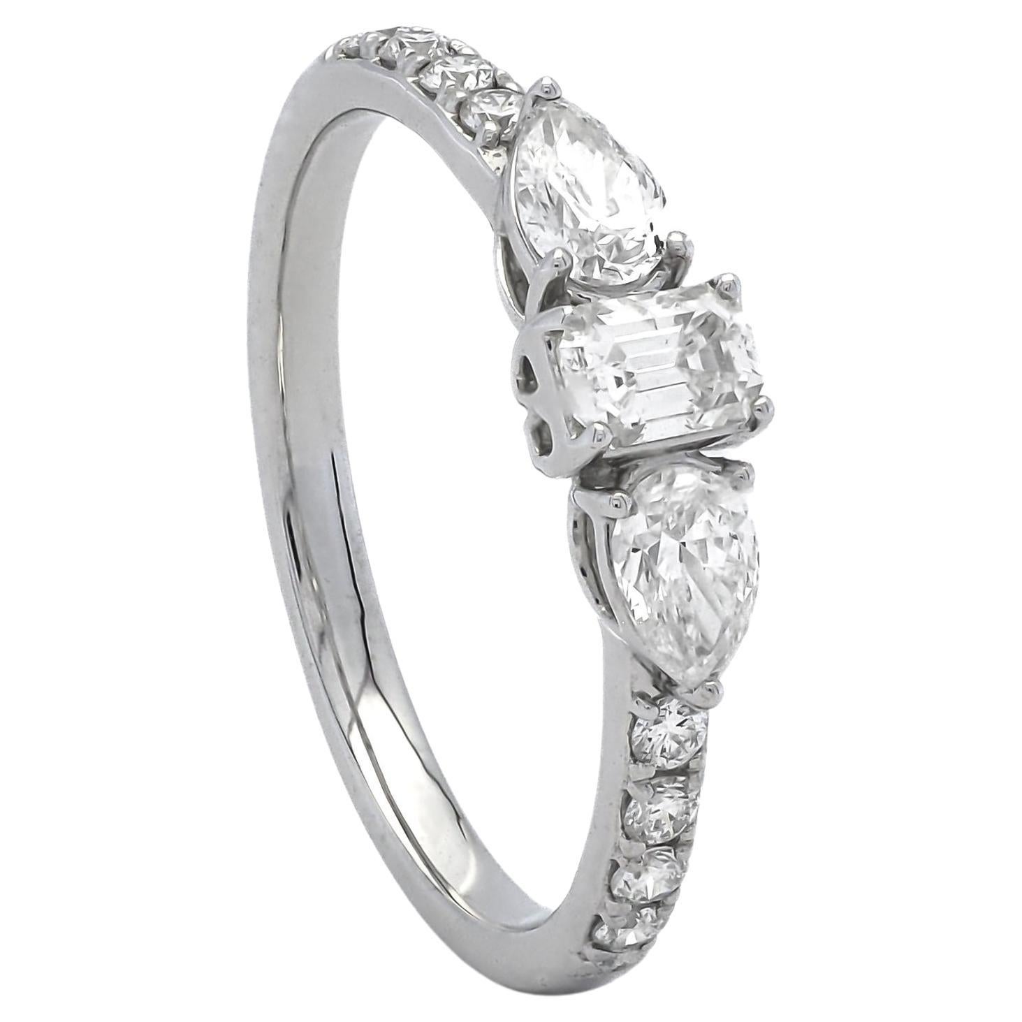 Natural Diamond Ring 0.77 cts 18 Karat White Gold Engagement Ring For Sale