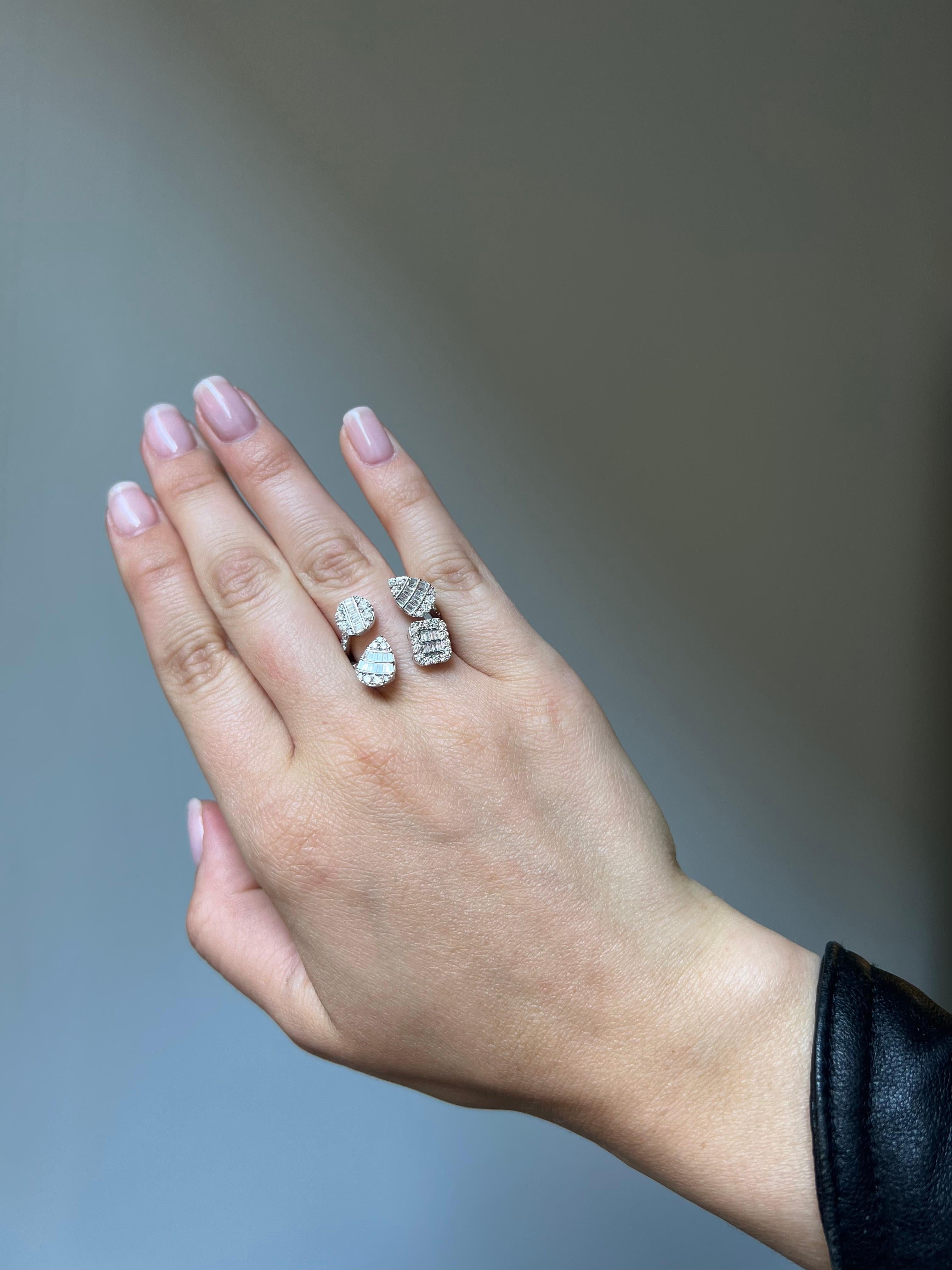Natural Diamond Ring 1.23 cts 18 Karat White Gold High Fashion Statement Ring For Sale 1