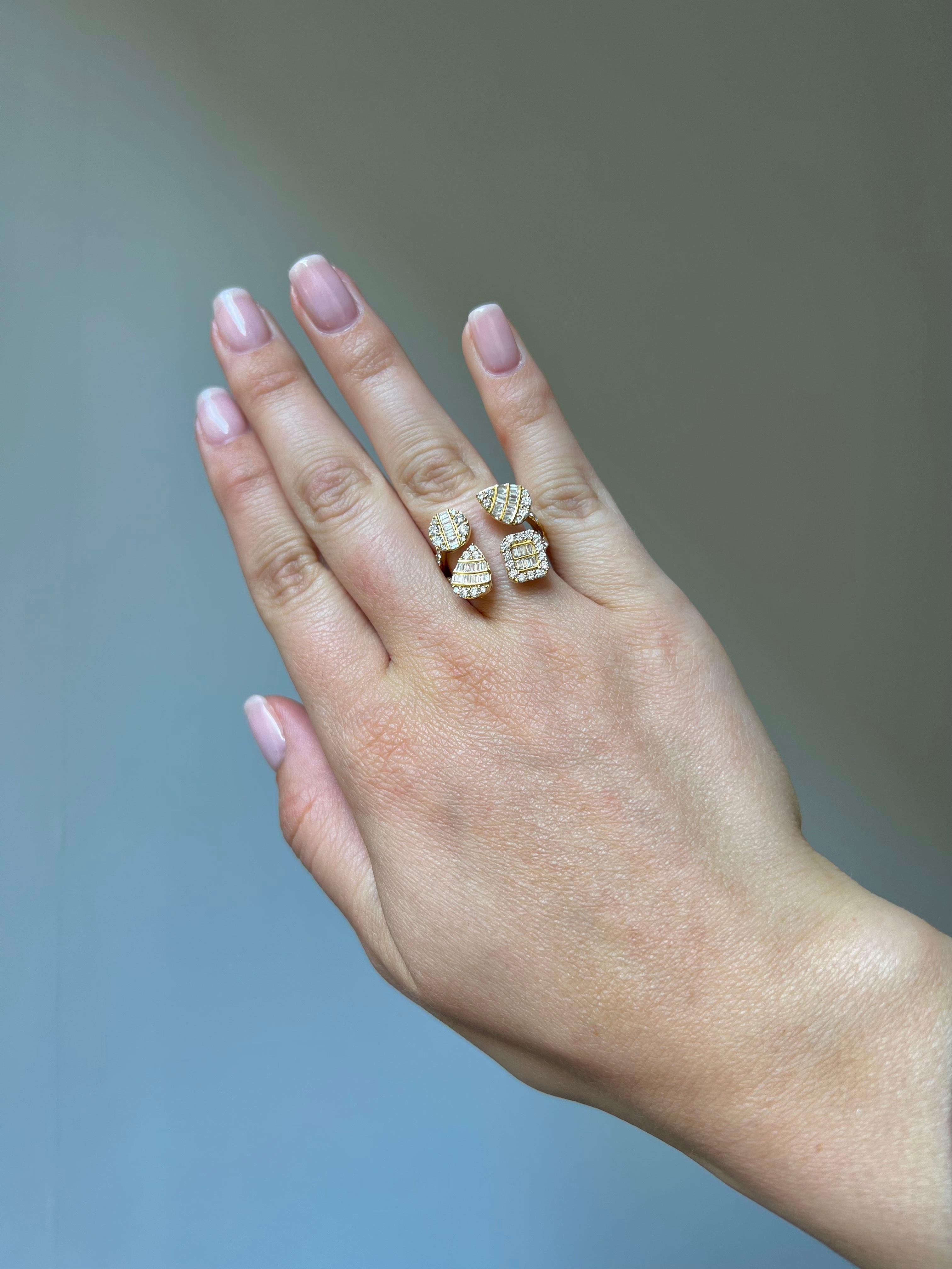 Natural Diamond Ring 1.26 cts 18 Karat Yellow Gold High Fashion Statement Ring For Sale 2