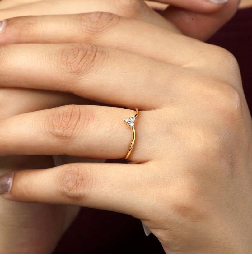 Women's Natural diamond ring 14k gold For Sale