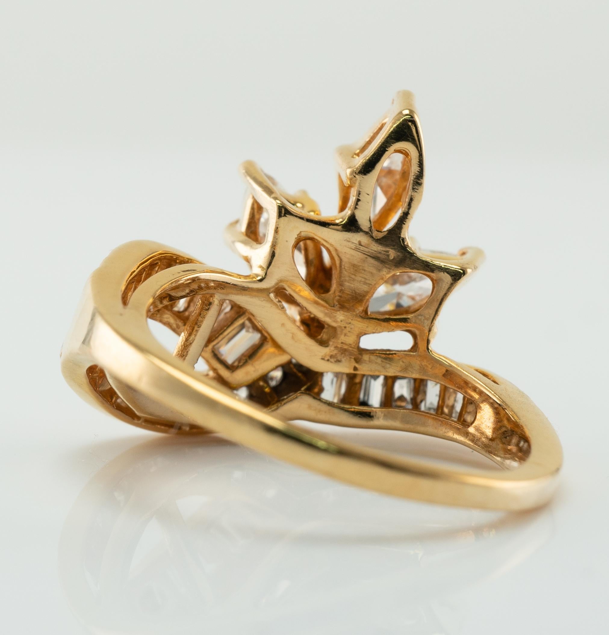 Natürlicher Diamantring 14k Gelbgold Marquise Rund 1,81 Gesamtkaratgewicht Damen im Angebot