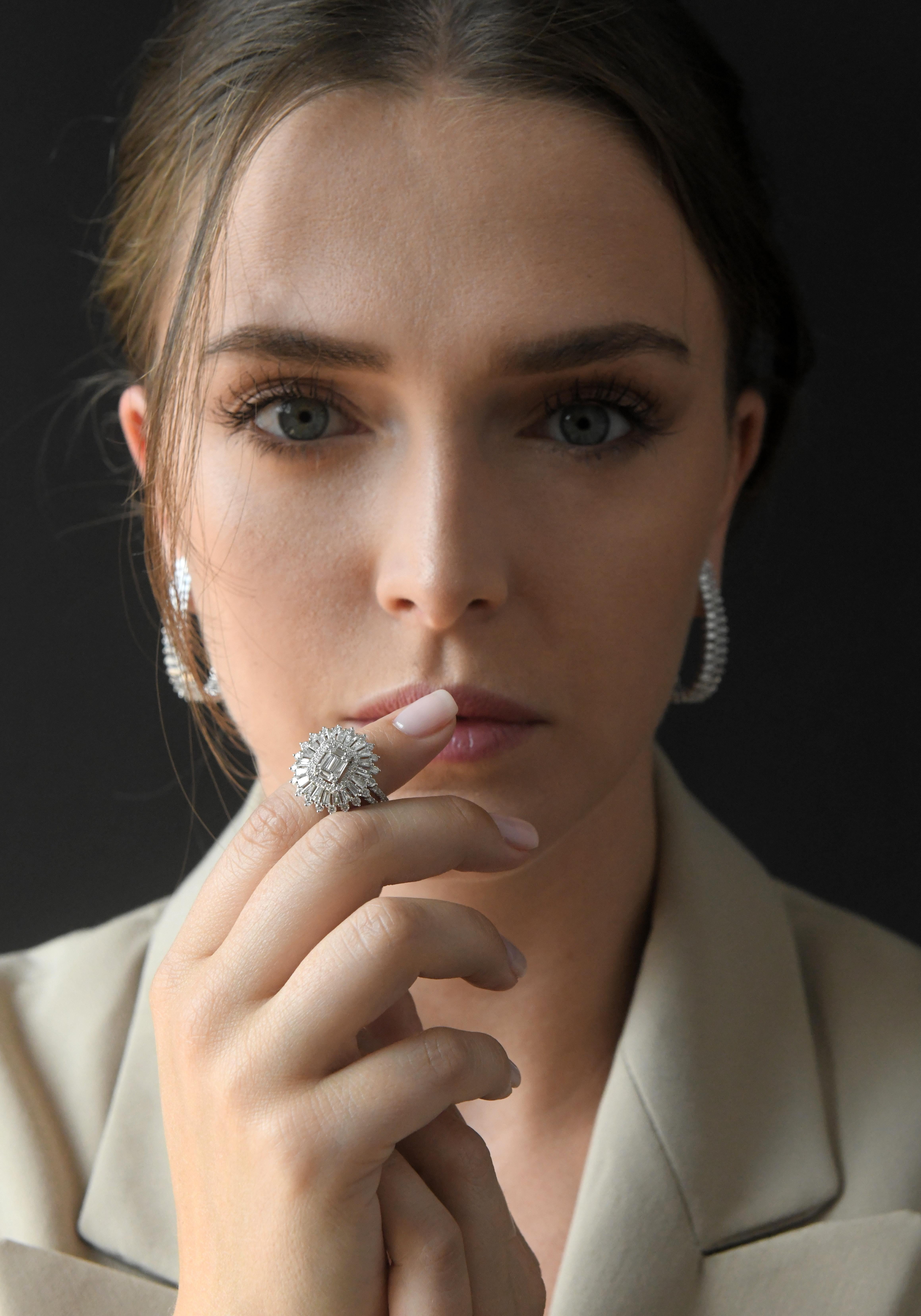 Natürlicher Diamantring 1,72 Karat 18KT Weißgold Diamanten Cluster Statement-Ring 4