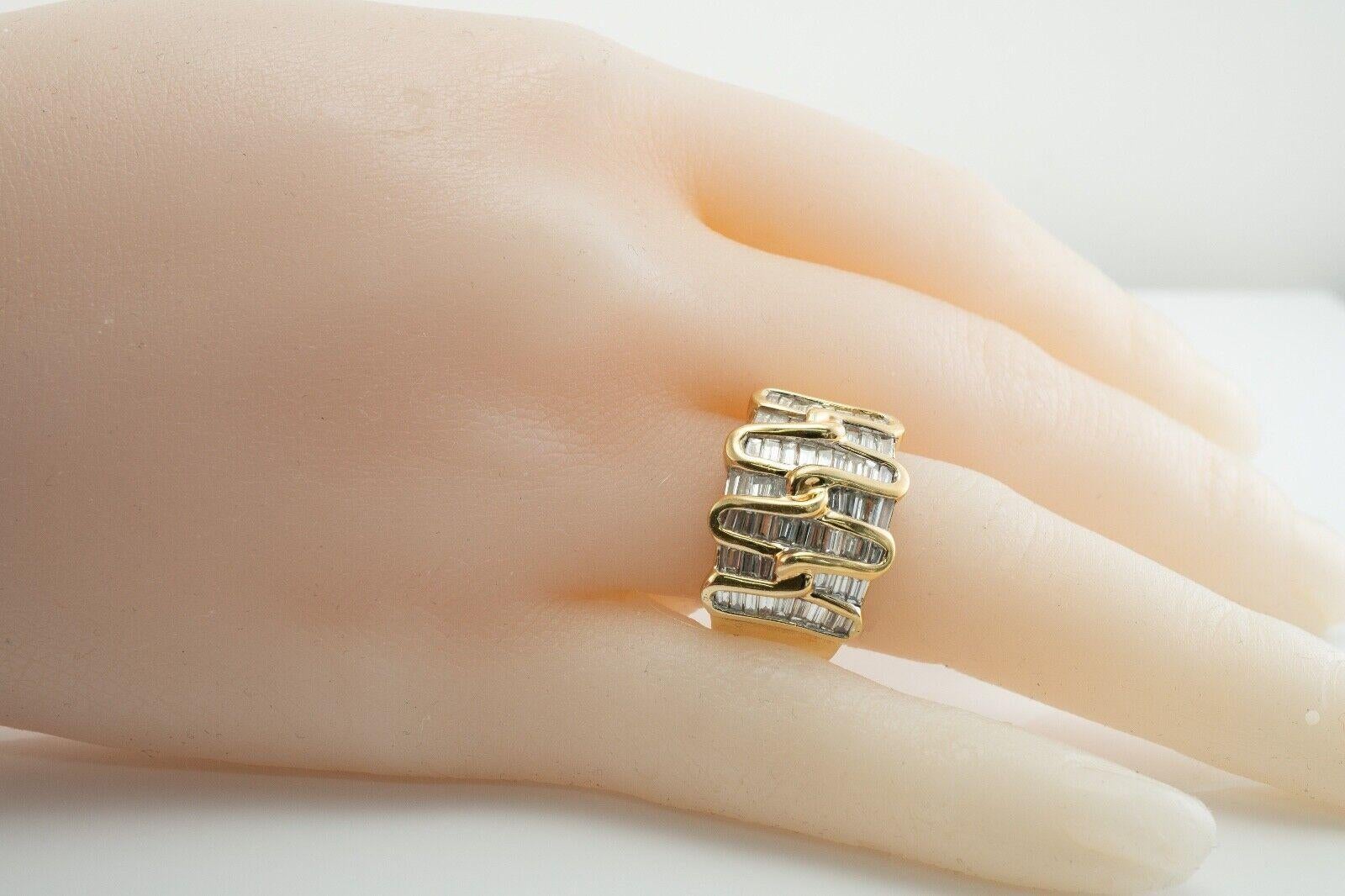 Natural Diamond Ring 18K Gold Cluster Cocktail 1.89 TDW Band Band Estate For Sale 3