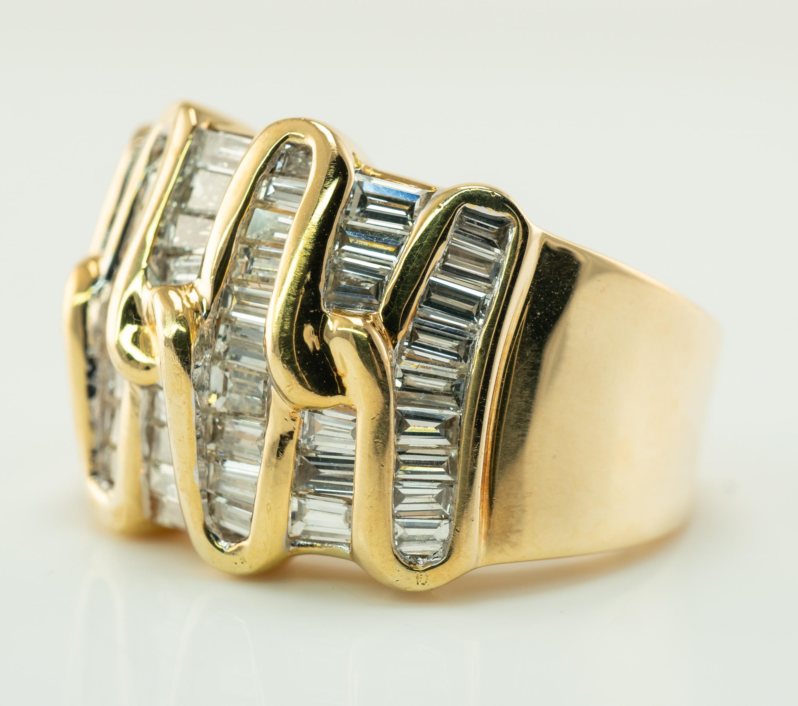 Natural Diamond Ring 18K Gold Cluster Cocktail 1.89 TDW Band Band Estate For Sale 5