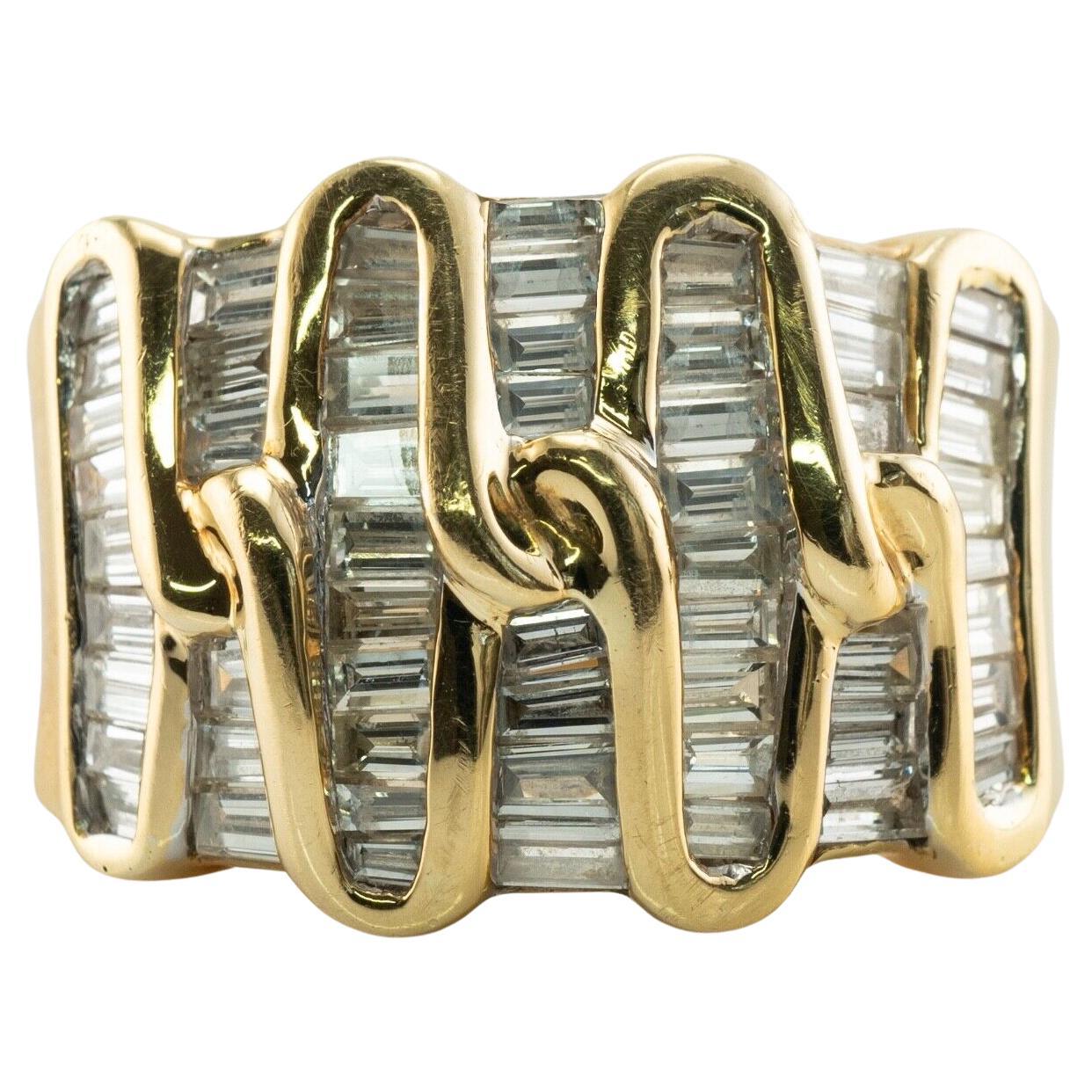 Baguette Cut Natural Diamond Ring 18K Gold Cluster Cocktail 1.89 TDW Band Band Estate For Sale