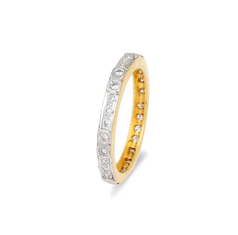 Natural Diamond ring 18K gold For Sale 3