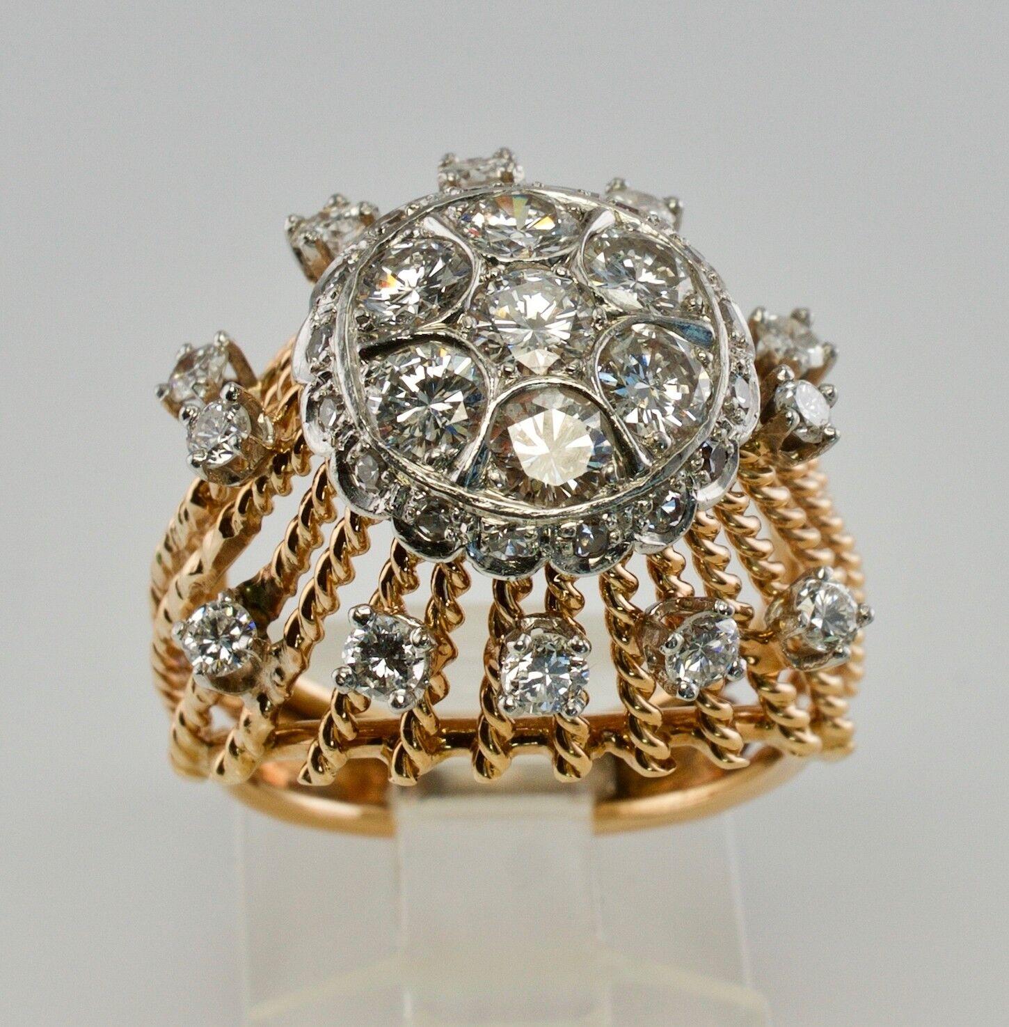 Natural Diamond Ring 18K Gold Vintage Cocktail Vintage For Sale 4