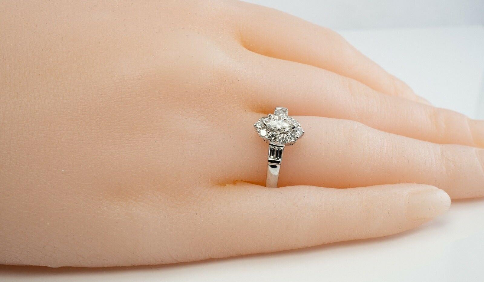 Anillo Diamante Natural Oro Blanco 18K .67 TDW Compromiso Boda en venta 3