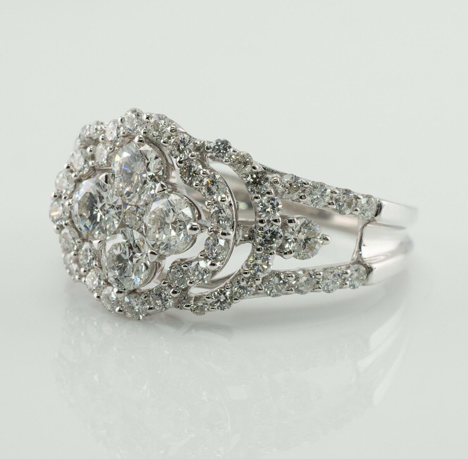 Natural Diamond Ring 18K White Gold Cluster Cocktail In Good Condition For Sale In East Brunswick, NJ