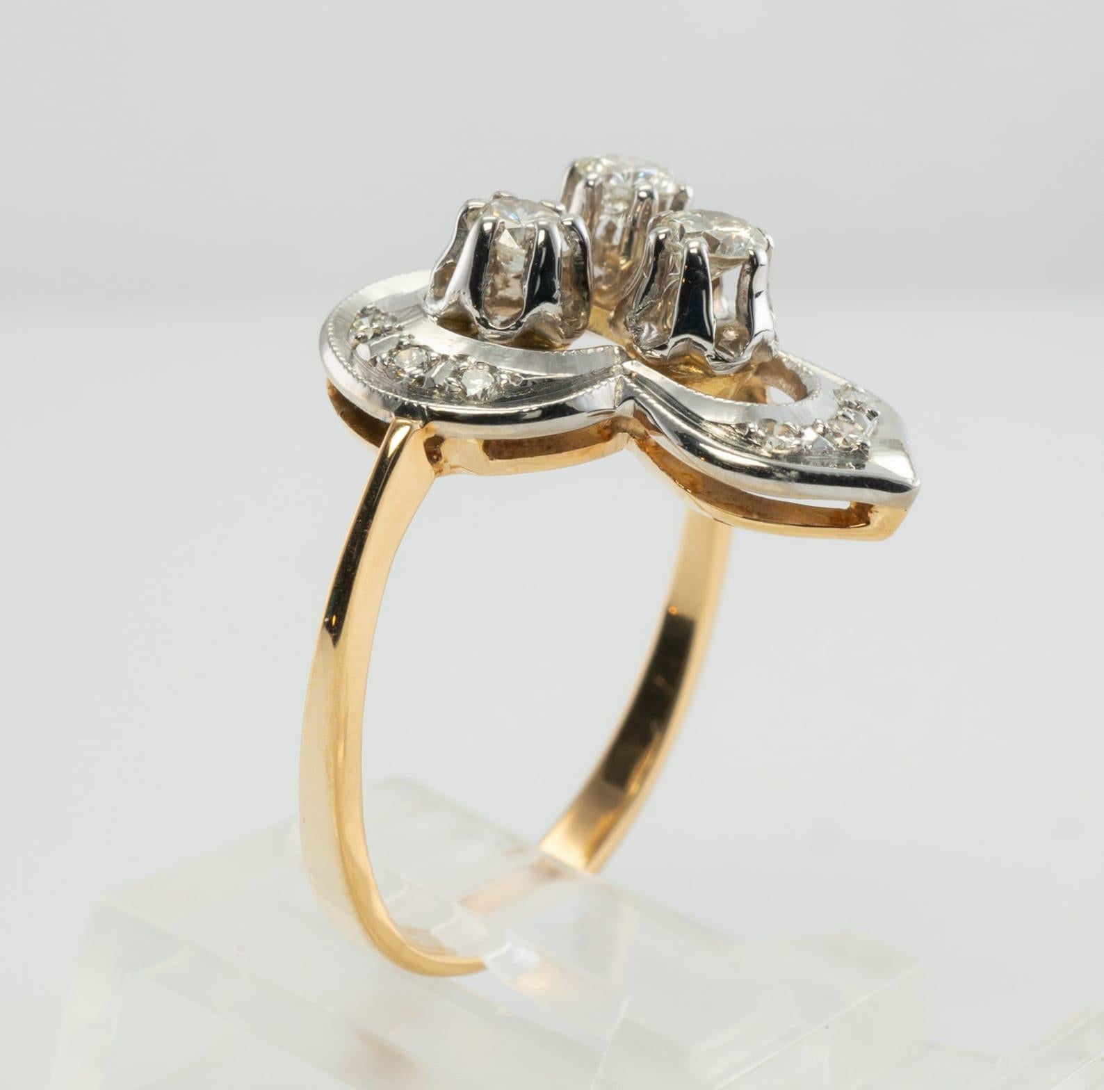 Anillo de diamantes naturales de oro amarillo blanco de 18 quilates URSS rusa  Soviética en venta 4