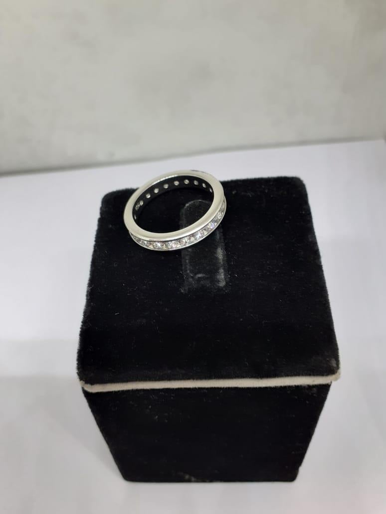 Natural Diamond Ring 1.98 Carats Diamond with 14k Gold In New Condition For Sale In jaipur, IN