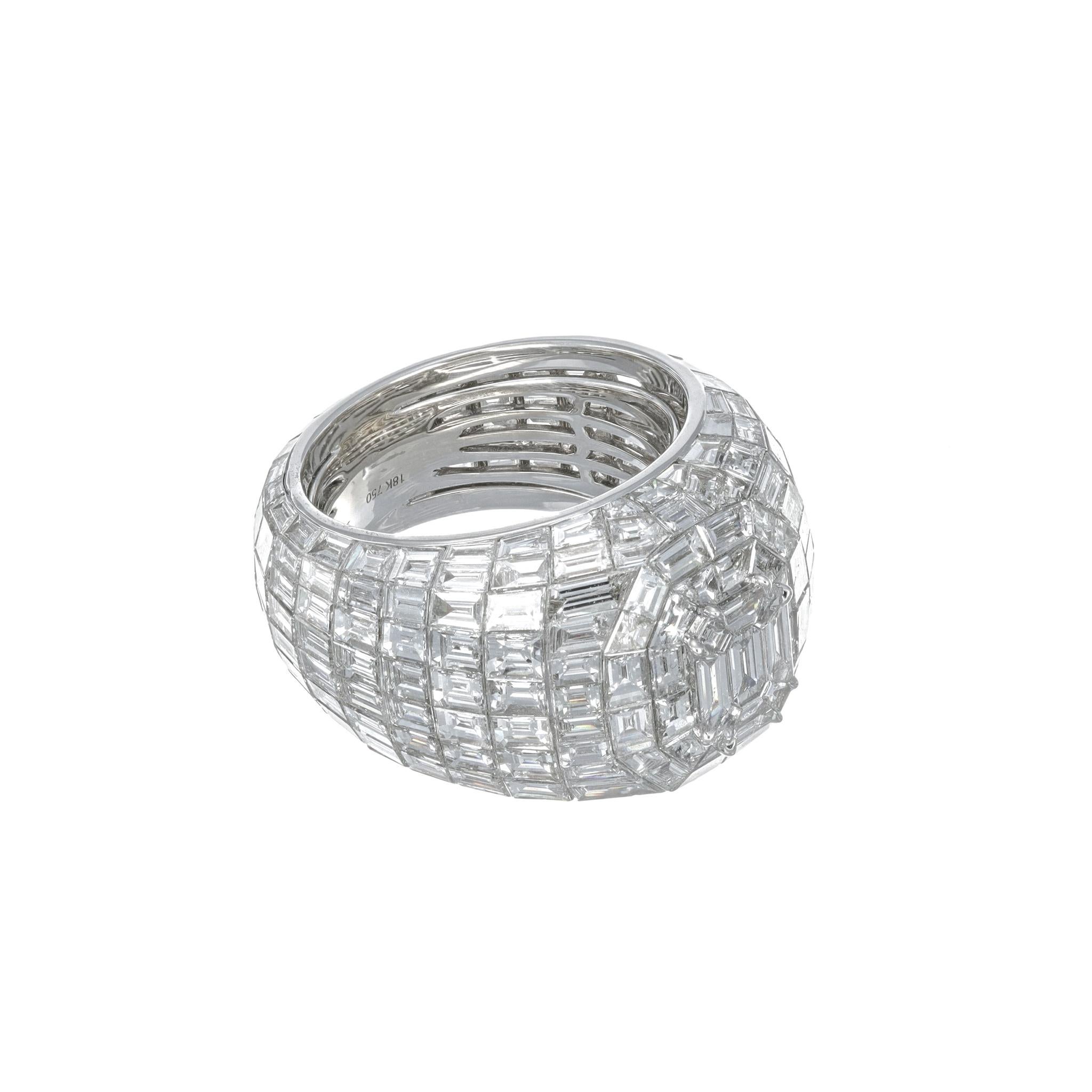 The Baguette Diamonds ring is not only a symbol of luxury and high-end design but also a dazzling accessory that you can confidently wear to any party. This cocktail ring, boasting a staggering 22.60 carats of baguette diamonds, is the epitome of