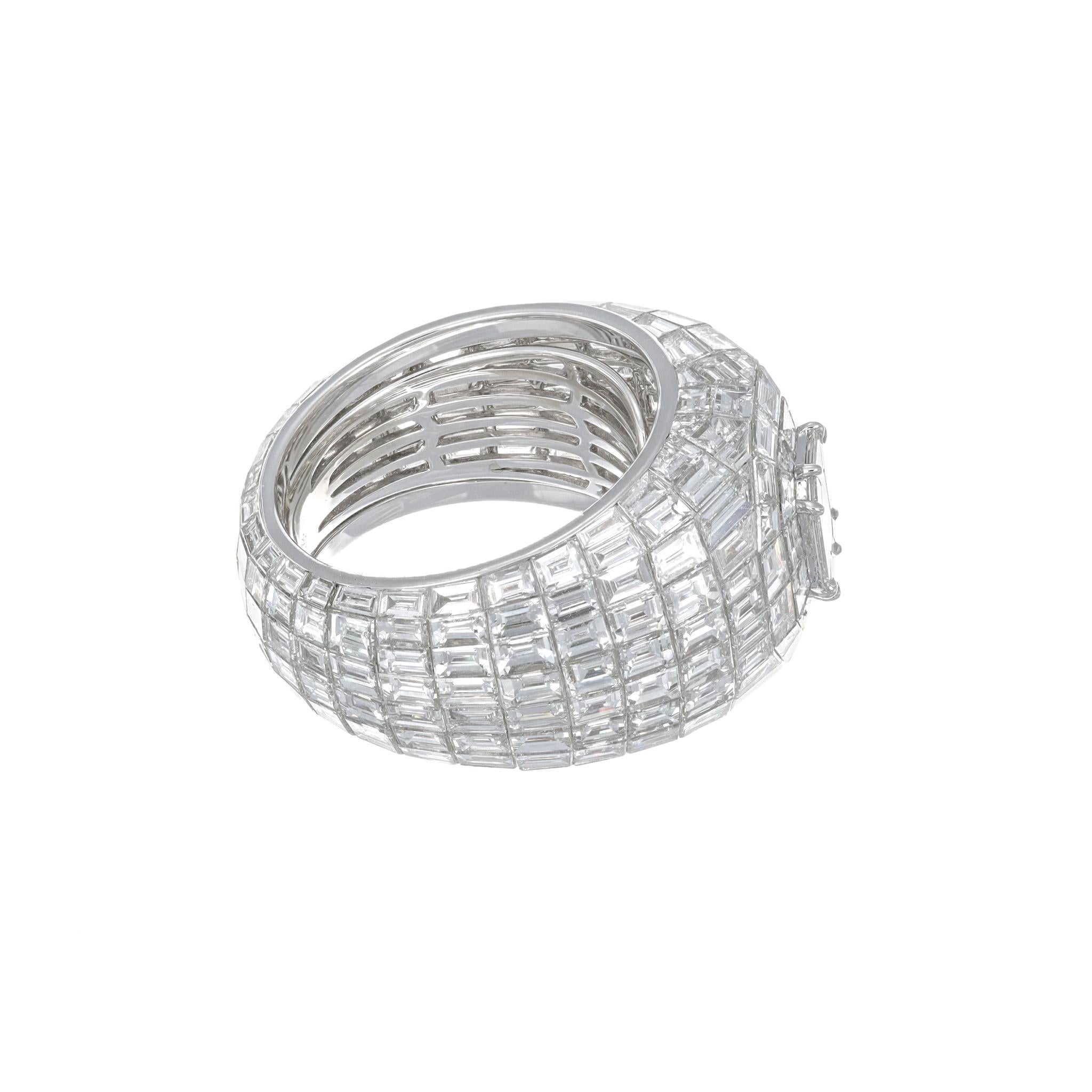 Modern Natural Diamond Ring 22.60 cts 18 Karat White Gold Ring, Luxury Diamond Ring  For Sale