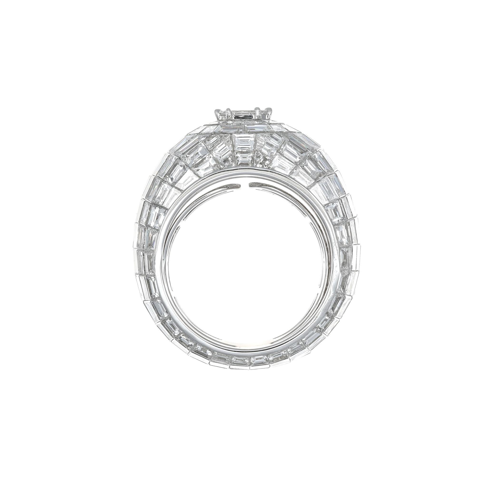 Baguette Cut Natural Diamond Ring 22.60 cts 18 Karat White Gold Ring, Luxury Diamond Ring  For Sale