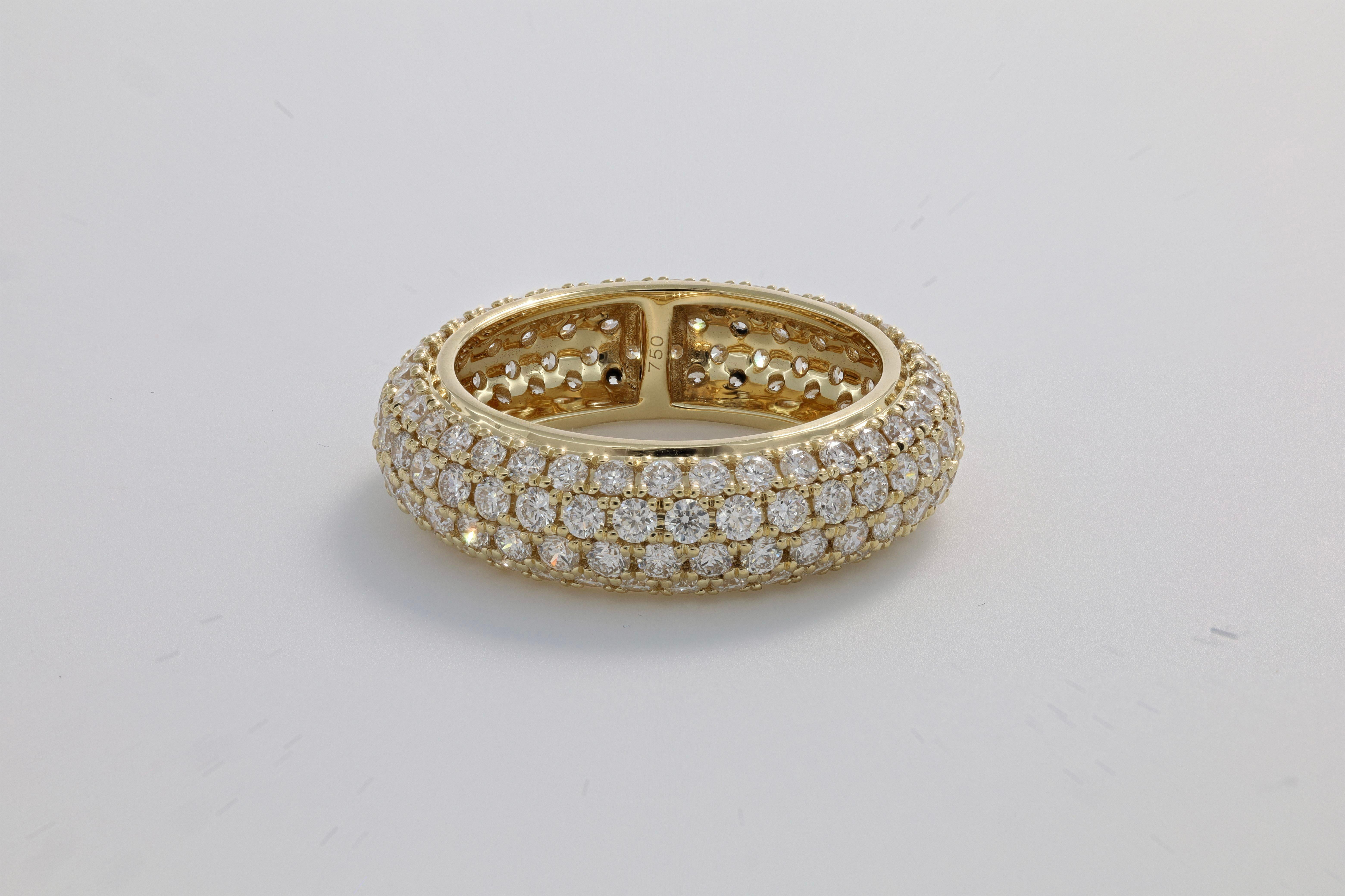 Natural Diamond Ring 2.83 cts 18 Karat White Gold Multi Row Band Ring For Sale 2