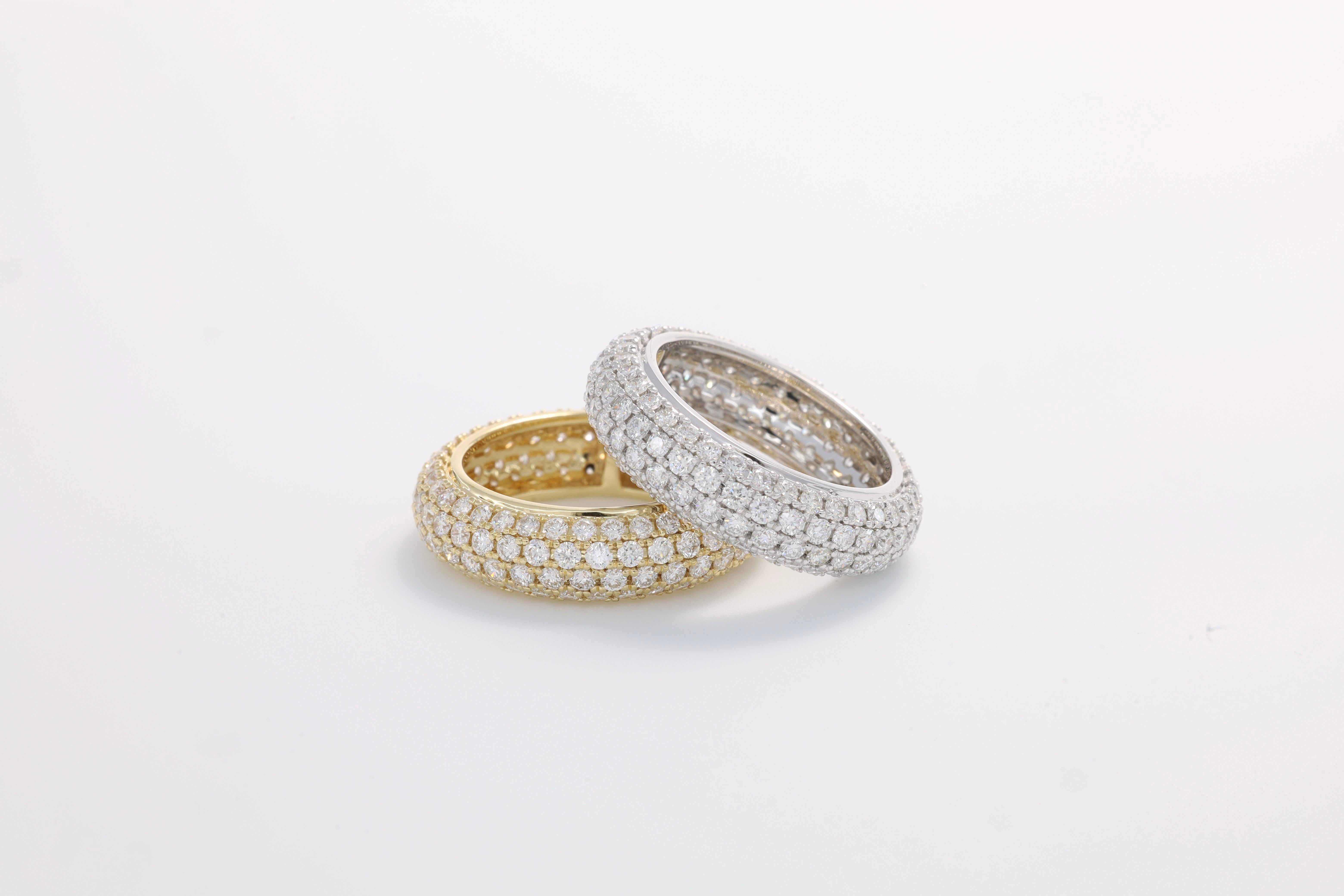 Natural Diamond Ring 2.83 cts 18 Karat Yellow Gold Multi Row Band Ring For Sale 2