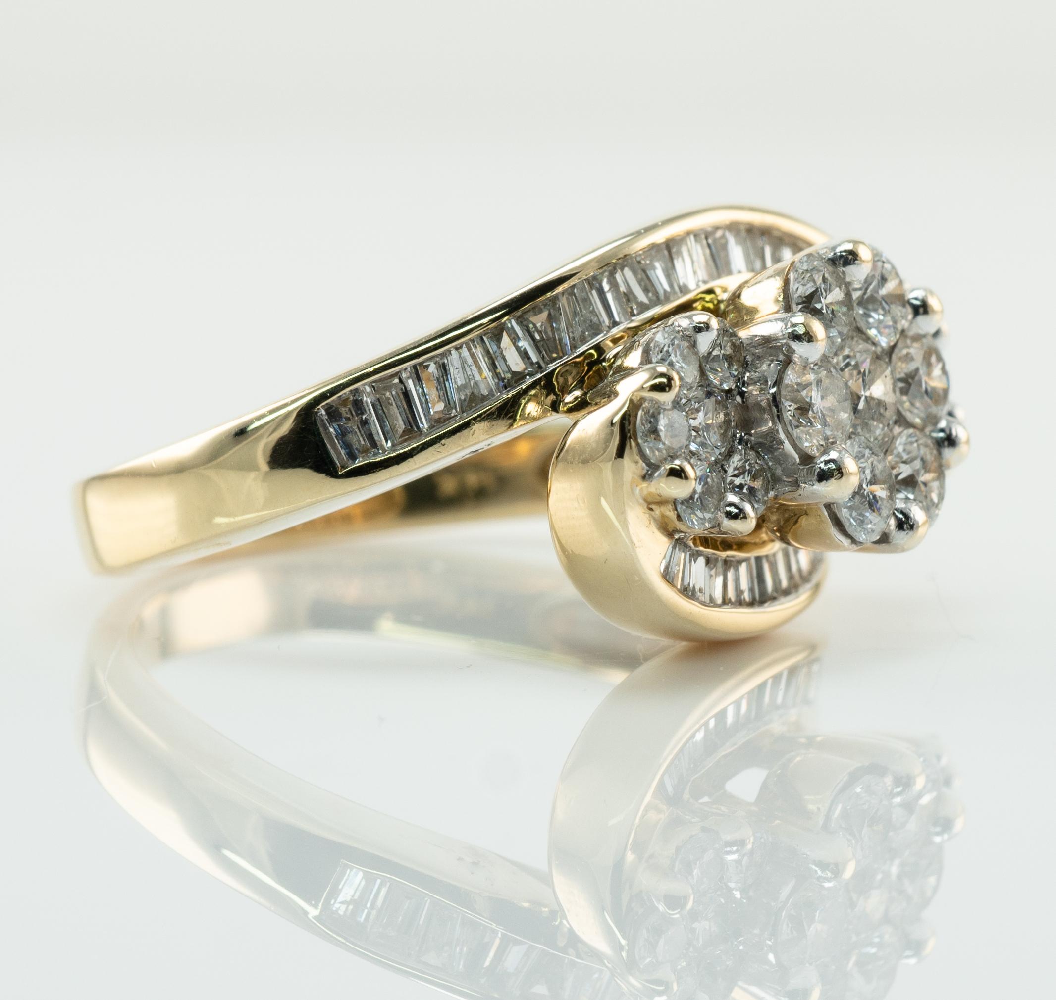 Natural Diamond Ring Cluster Flower 14k Gold Band 1.67 TDW For Sale 2