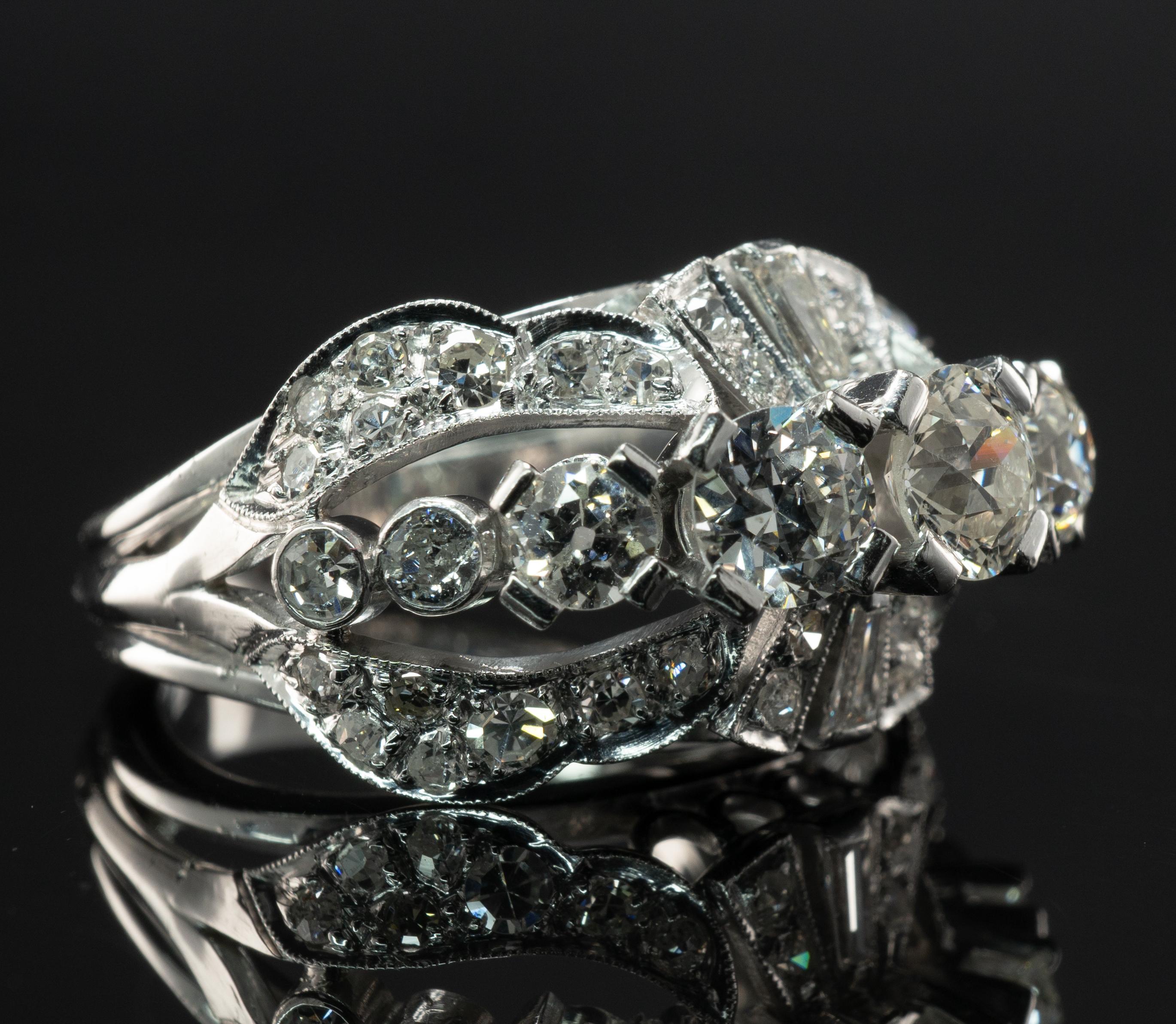 Taglio antico europeo Anello con diamante naturale taglio europeo in oro bianco 18 carati  Vintage 2.79 TDW in vendita