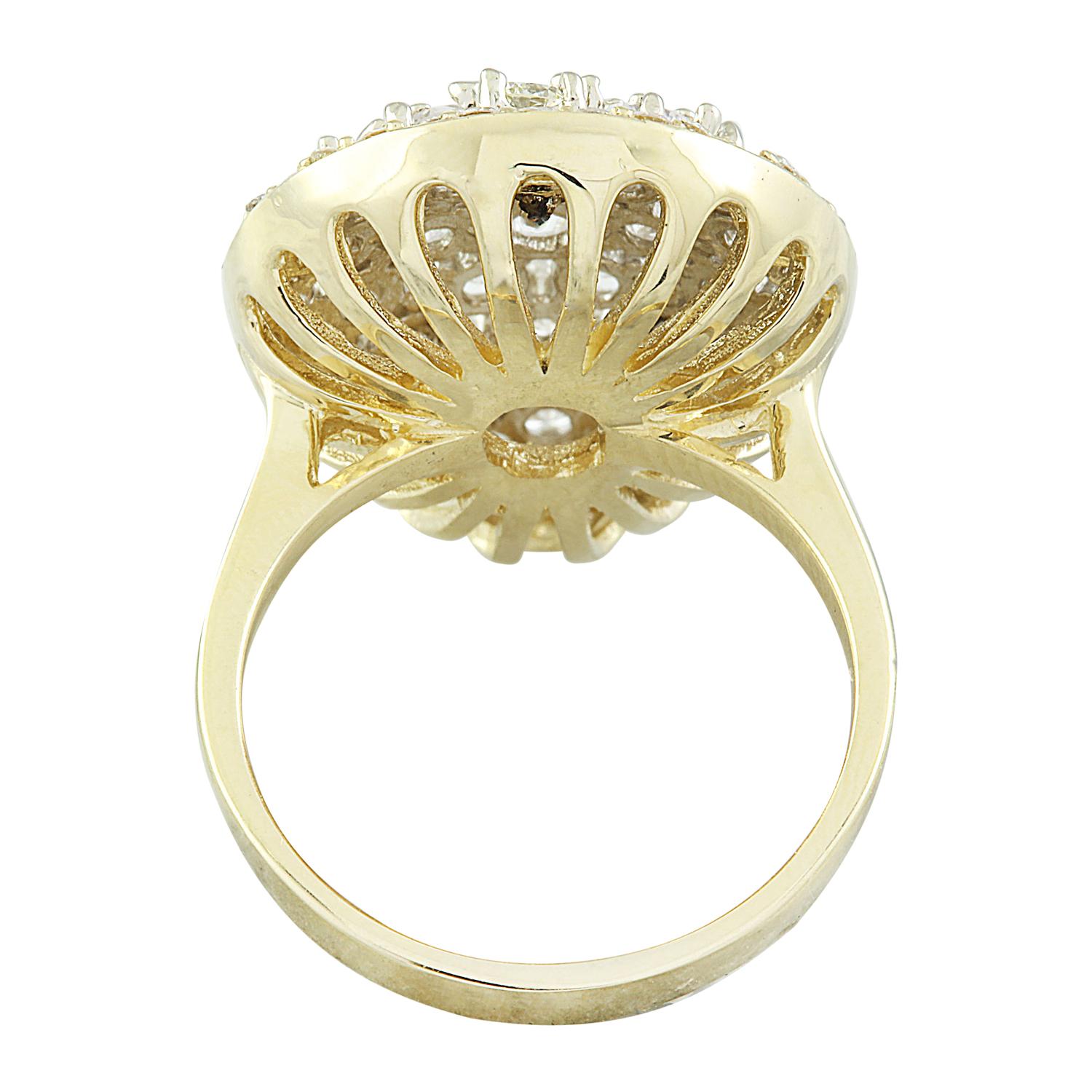 Natural Diamond Ring in 14 Karat Solid Yellow Gold  In New Condition For Sale In Los Angeles, CA