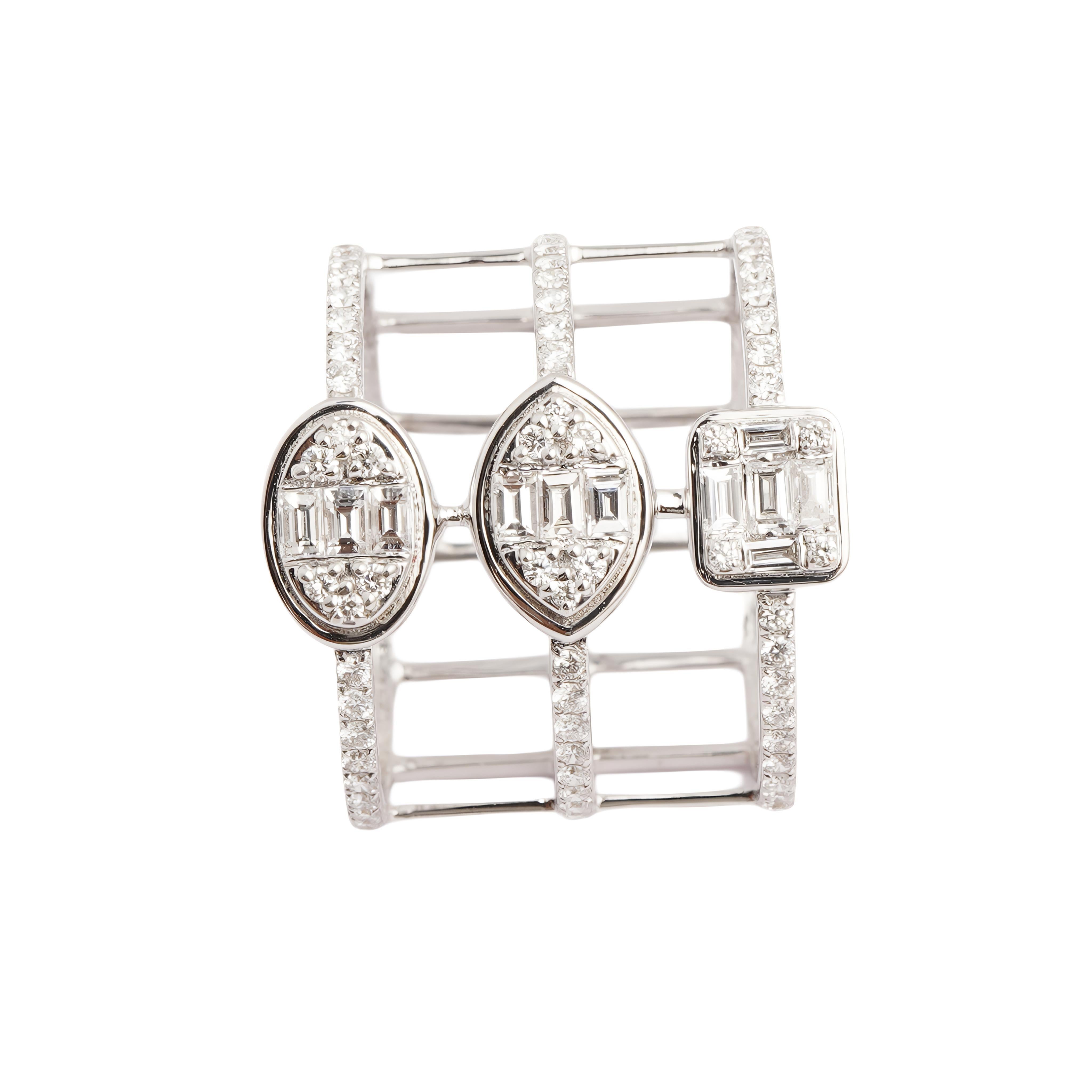 Women's Natural diamond ring in 14k gold For Sale