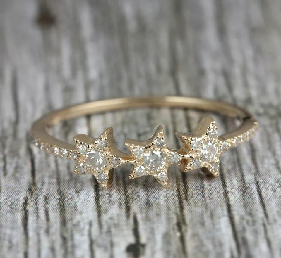 Round Cut Natural Diamond Ring in 14k Gold Three Star Band Fine Jewelry For Sale