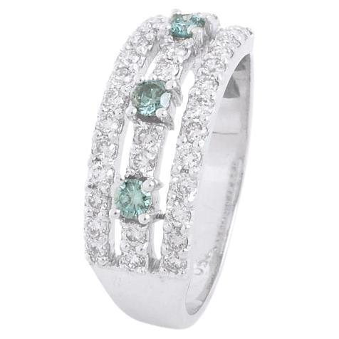 Natural diamond ring in 18k gold