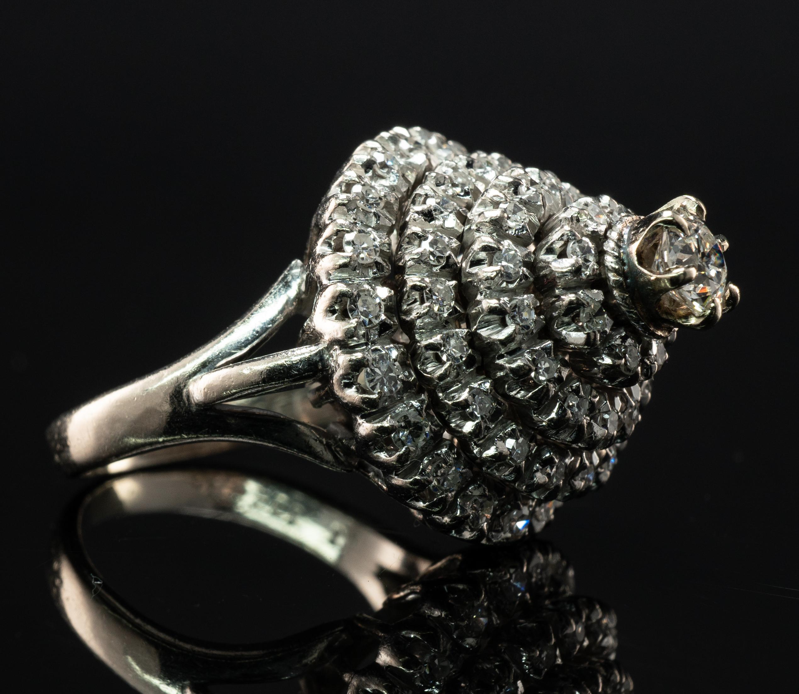 Natural Diamond Ring Motion Spinning 18K White Gold Vintage For Sale 4