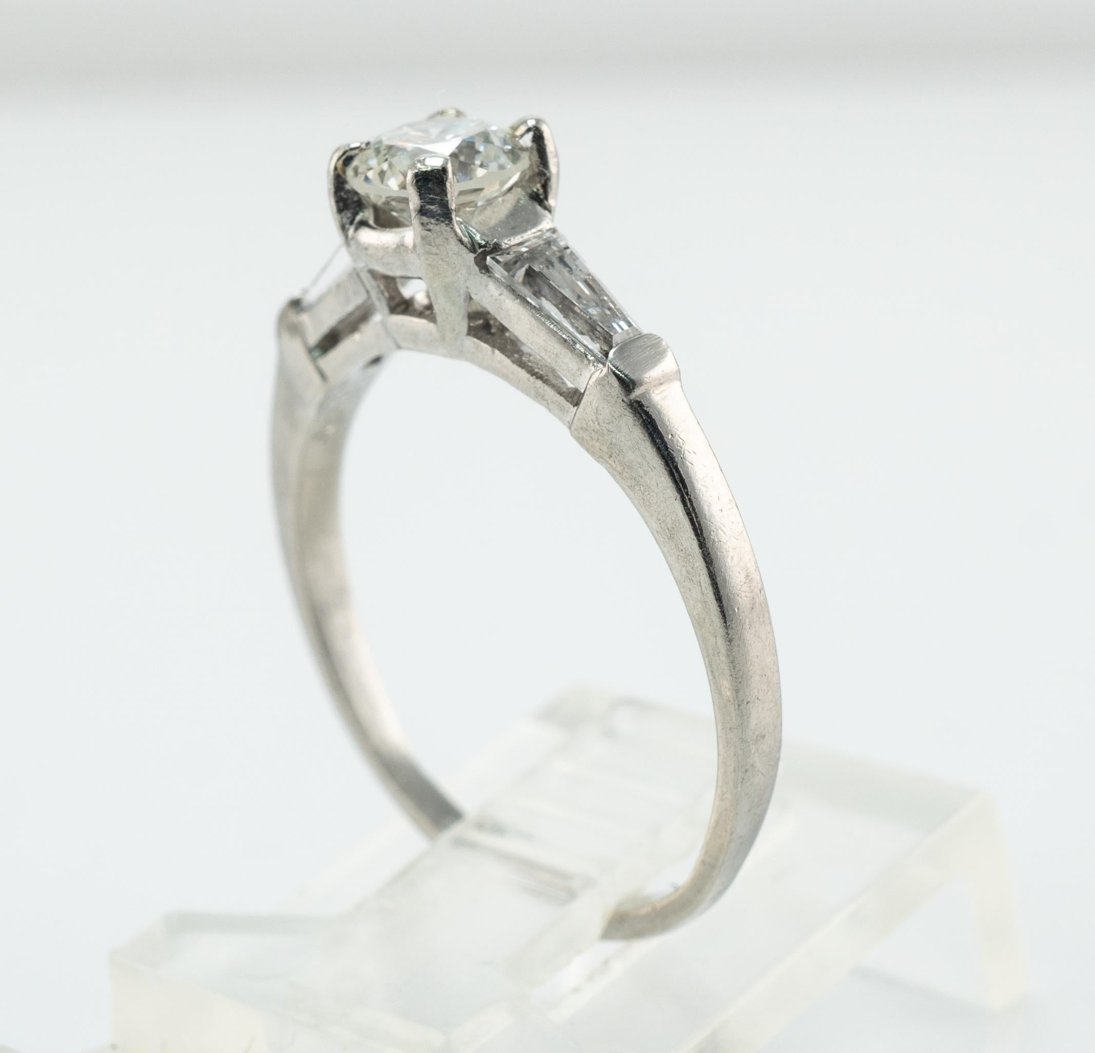 Natural Diamond Ring Platinum Round cut .65ct TDW Engagement Solitaire For Sale 6