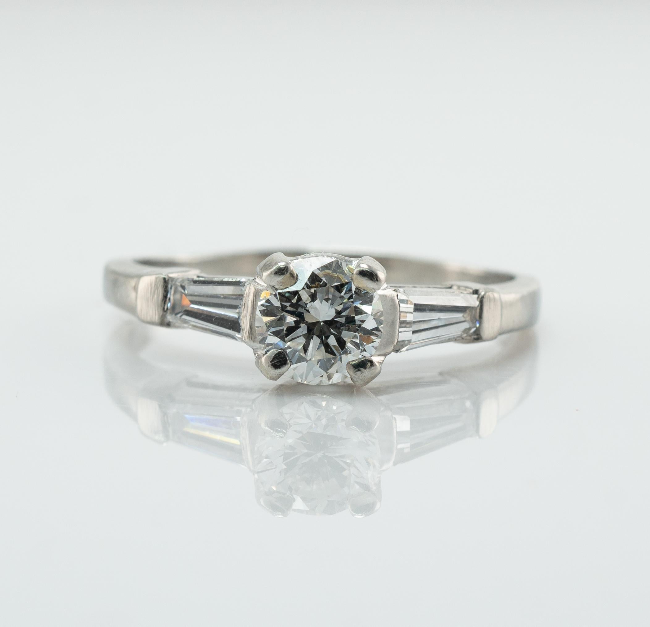 Natural Diamond Ring Platinum Round cut .65ct TDW Engagement Solitaire For Sale 2