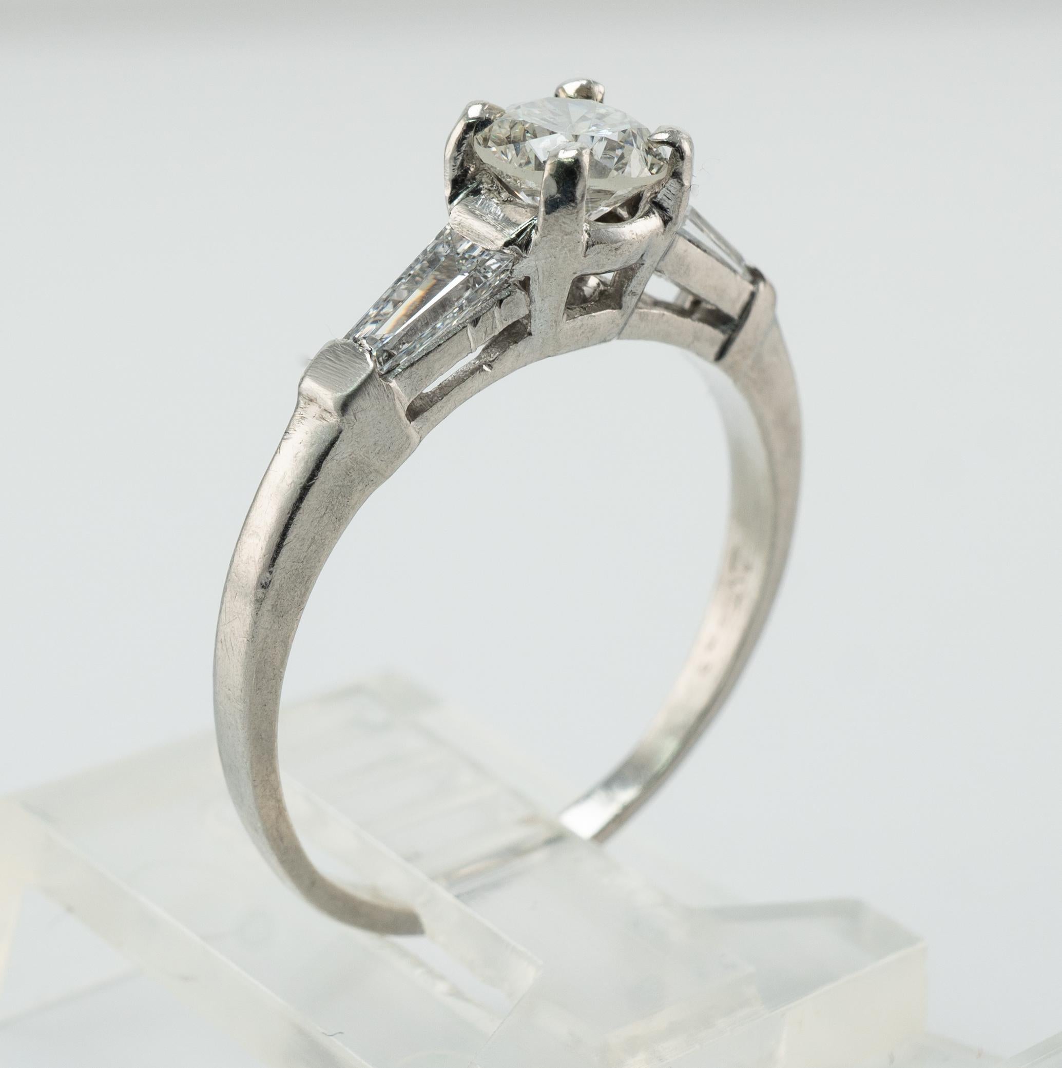 Natural Diamond Ring Platinum Round cut .65ct TDW Engagement Solitaire For Sale 3