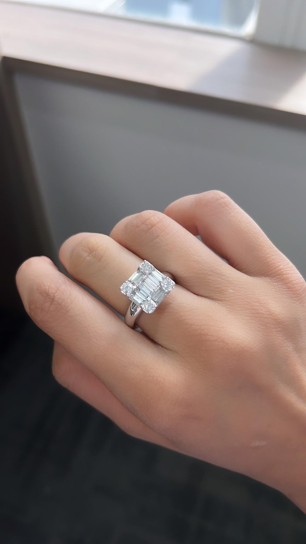 Bague en or 18 carats sertie de diamants naturels en vente 7