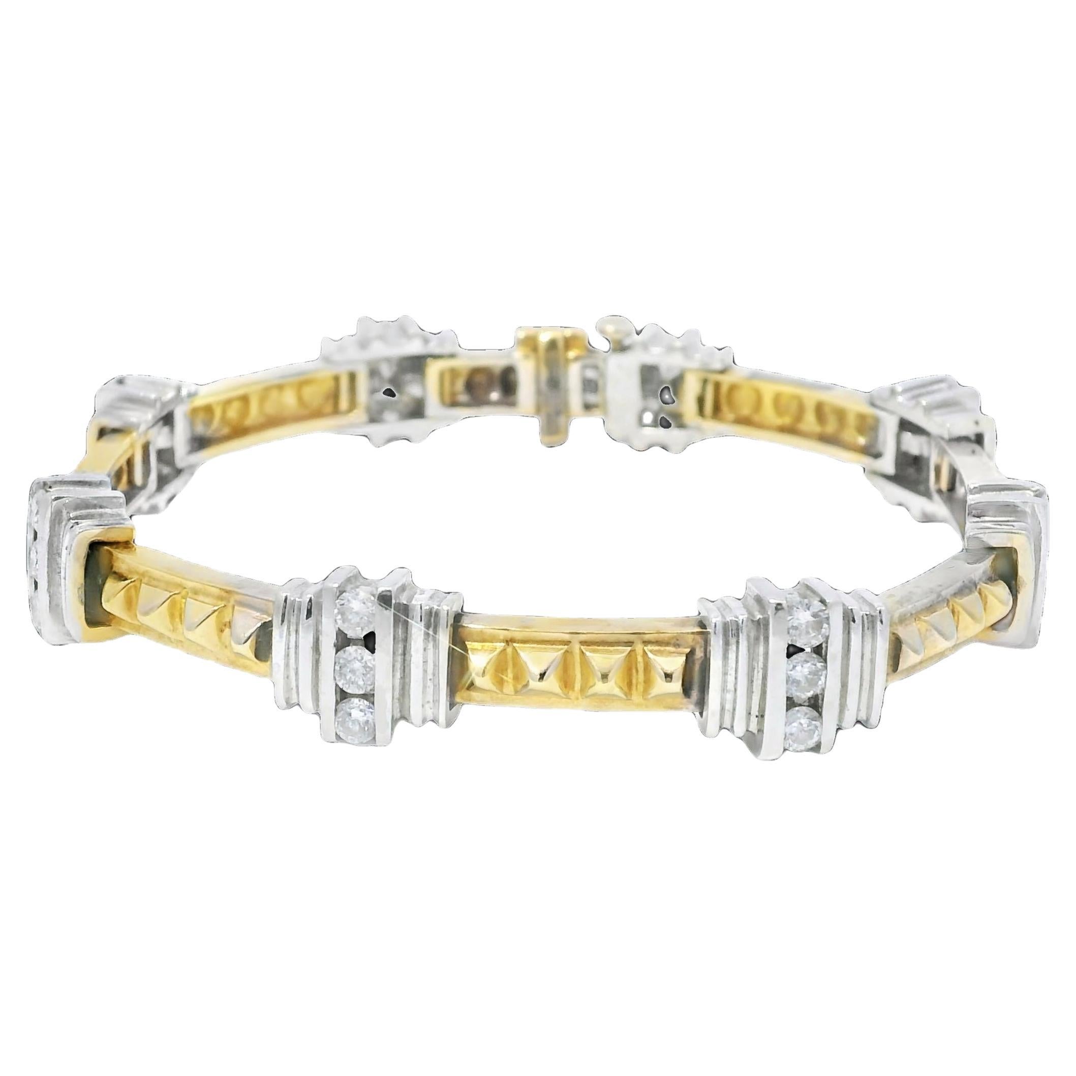 Nature Diamond 
Rock Stud 14-Karat Station Bracelet En stock