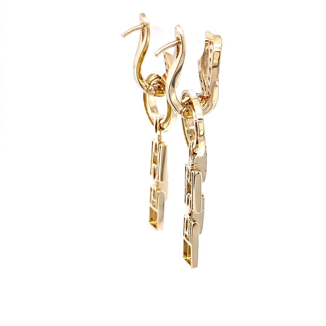 Taille ronde Boucles d'oreilles pendantes en or jaune 14K avec diamant naturel taillé en rond en vente