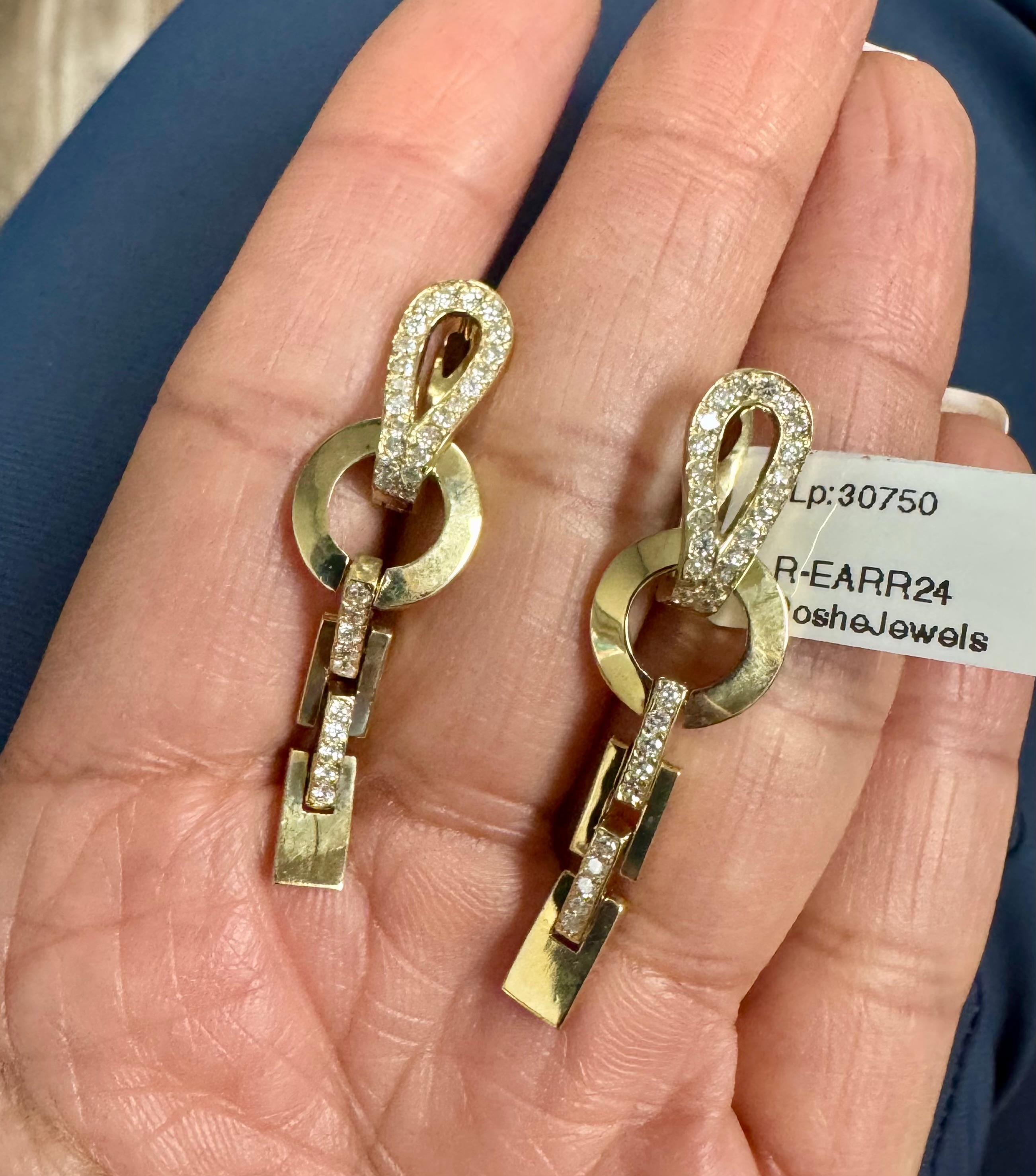 Boucles d'oreilles pendantes en or jaune 14K avec diamant naturel taillé en rond en vente 2