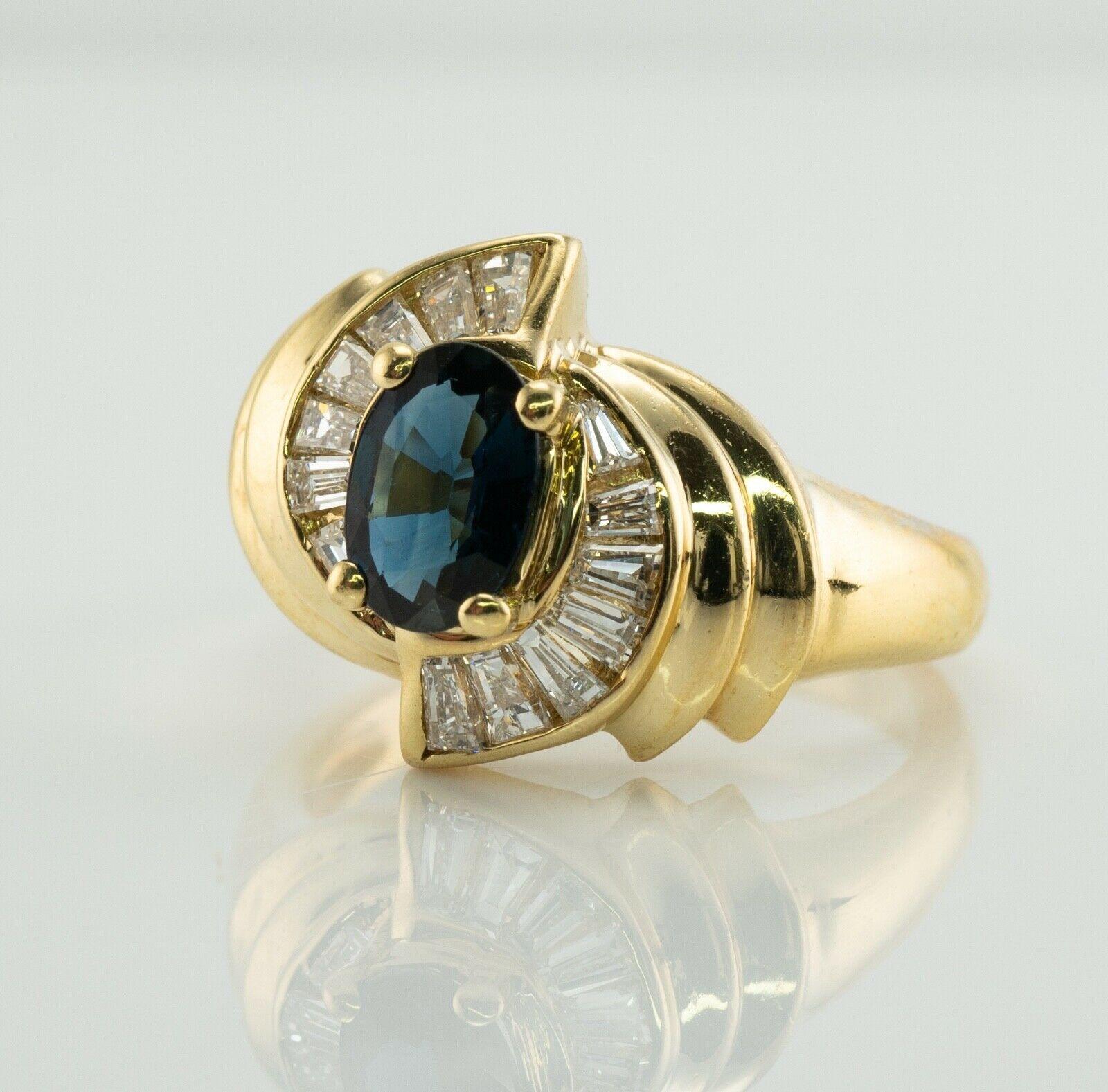 Natural Diamond Sapphire Ring 18K Gold Oval cut For Sale 7